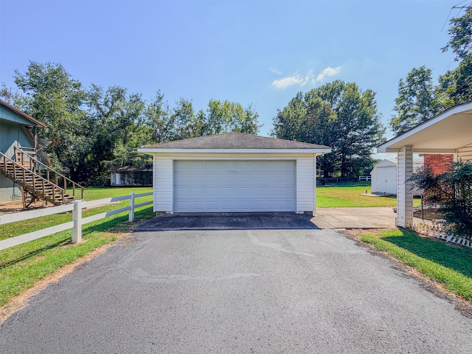 1121 W 4th Street Tahlequah OK 74464