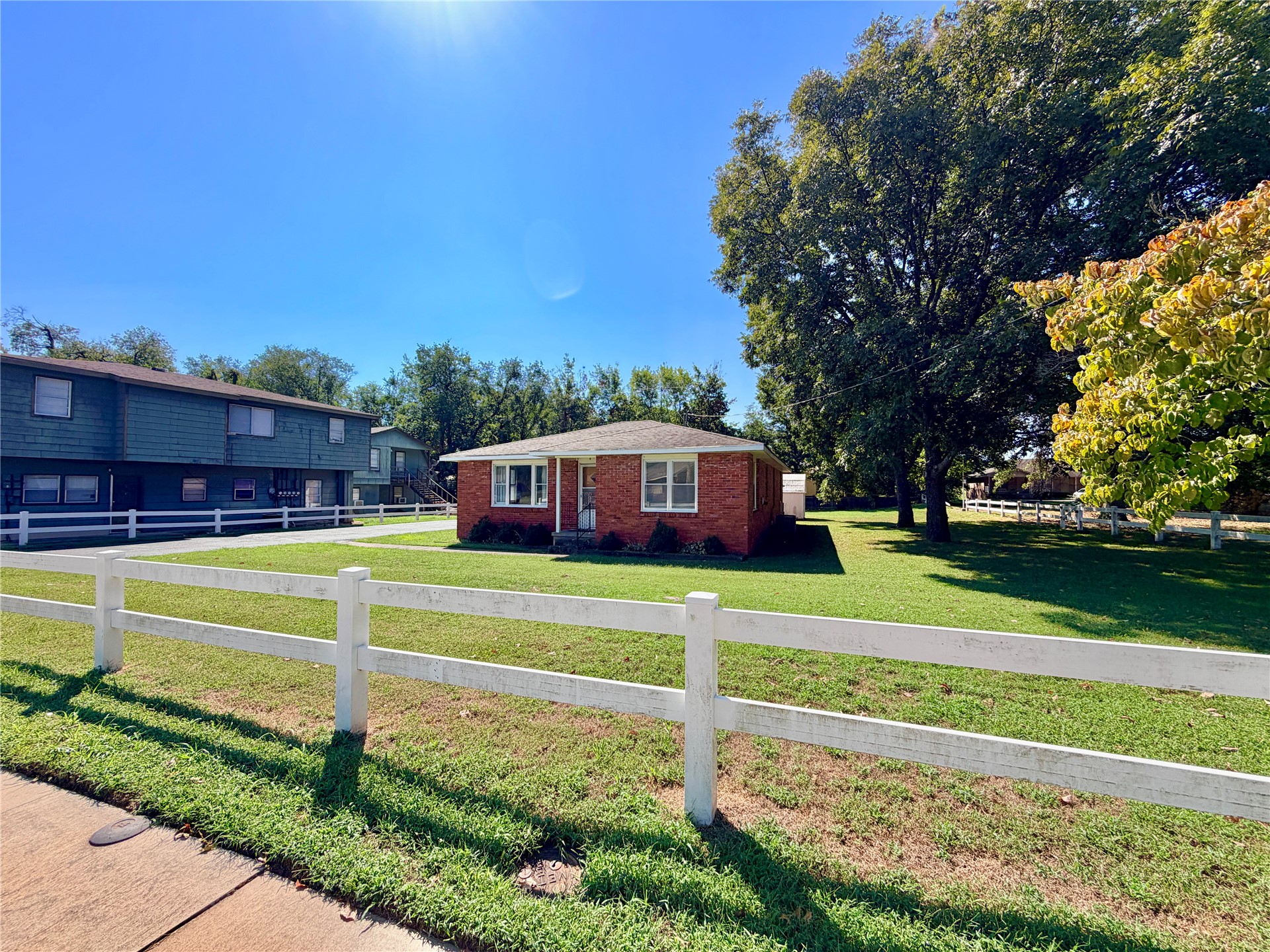 1121 W 4th Street Tahlequah OK 74464