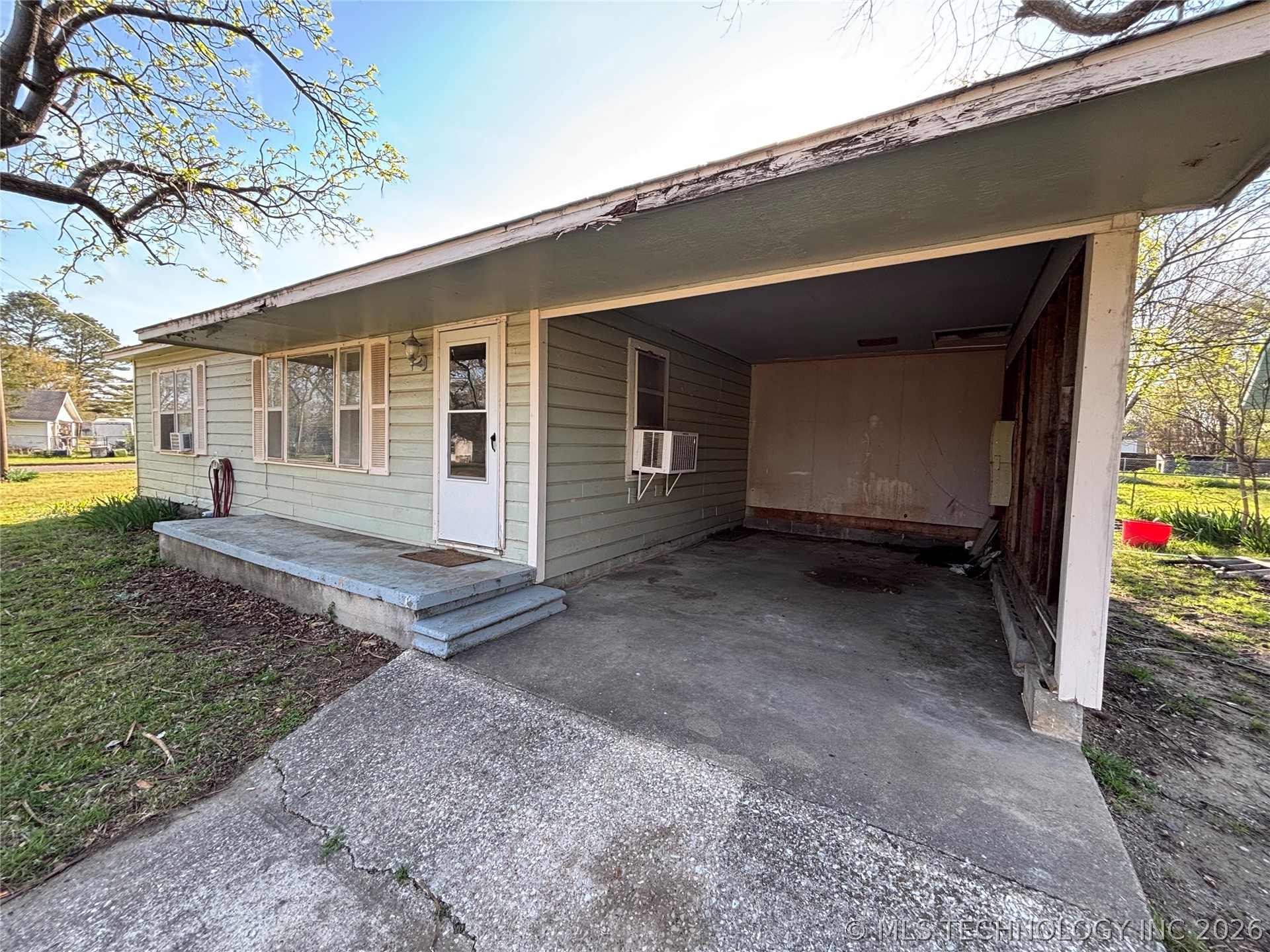 902 Roosevelt Durant OK 74701