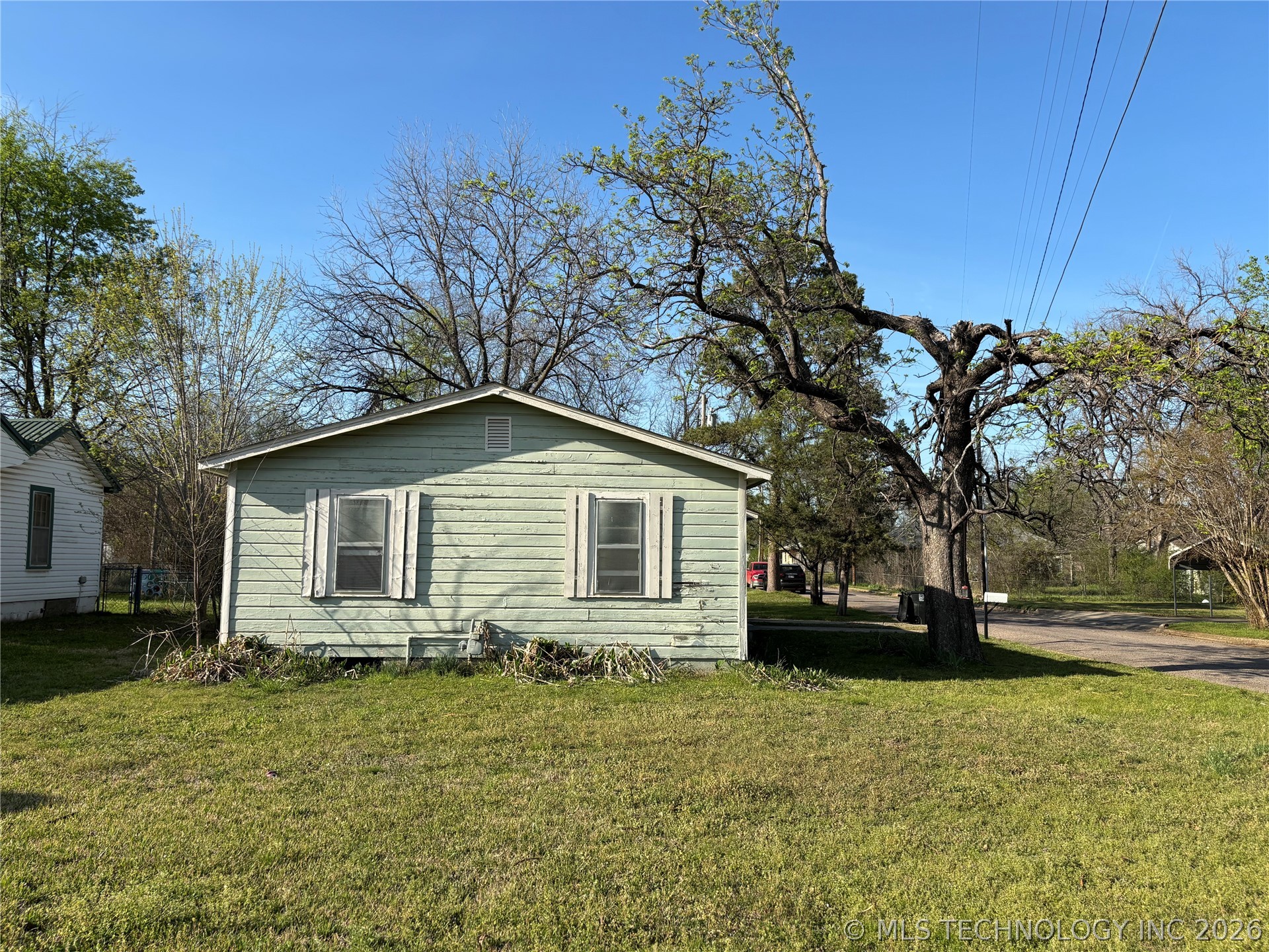 902 Roosevelt Durant OK 74701