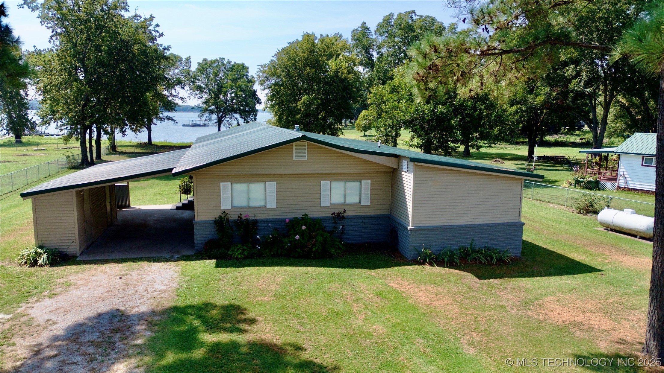 25604 S 608 Grove OK 74344