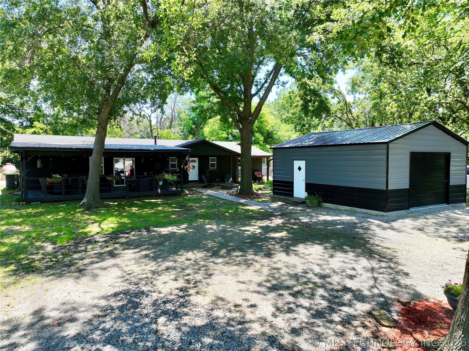 330 Kiamichi Eufaula OK 74432