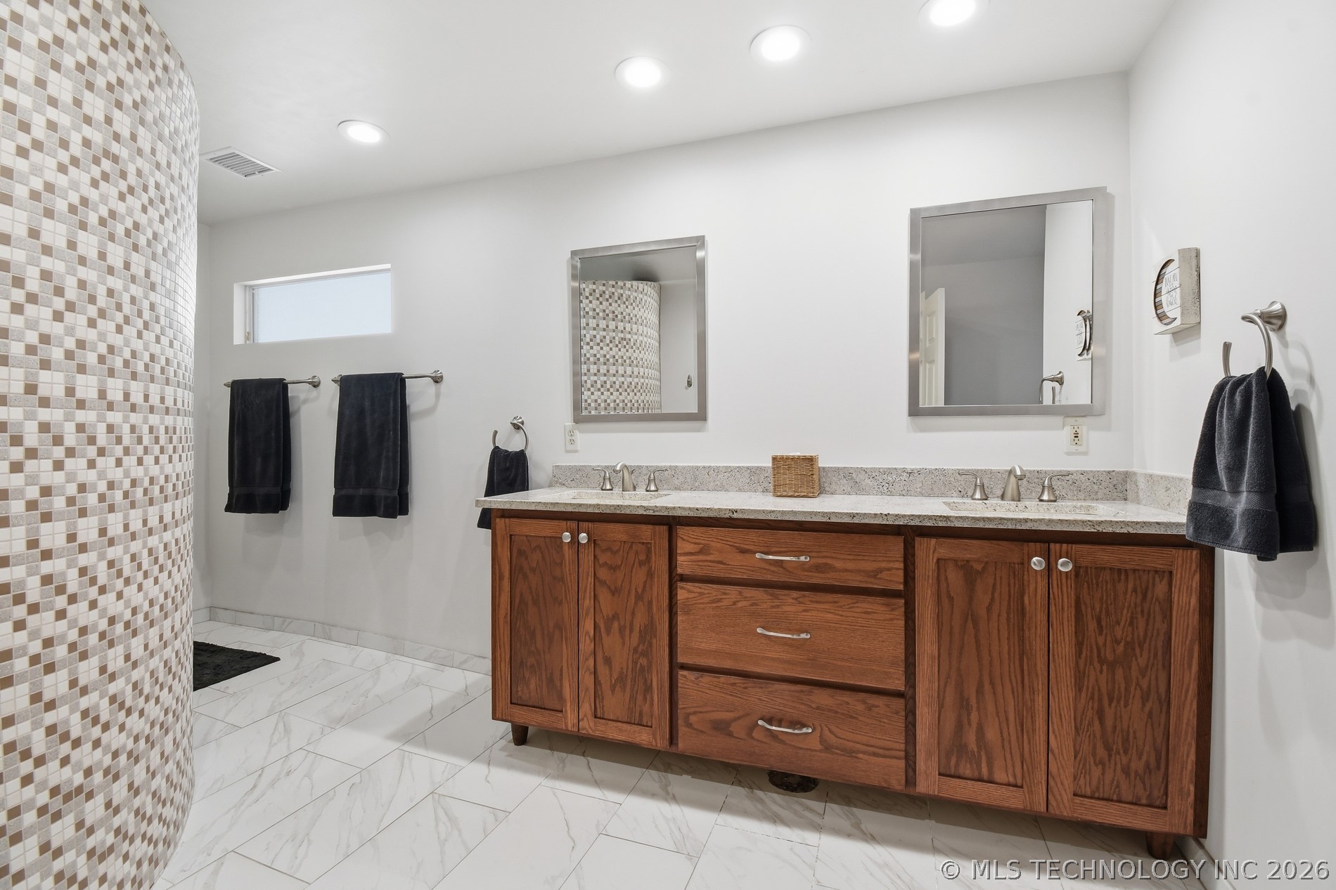 2222 E 45th Place Tulsa OK 74105