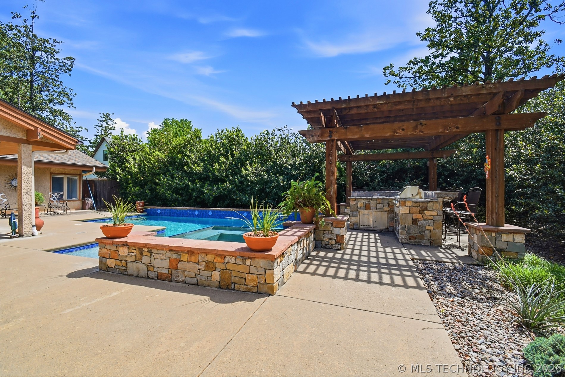 2222 E 45th Place Tulsa OK 74105