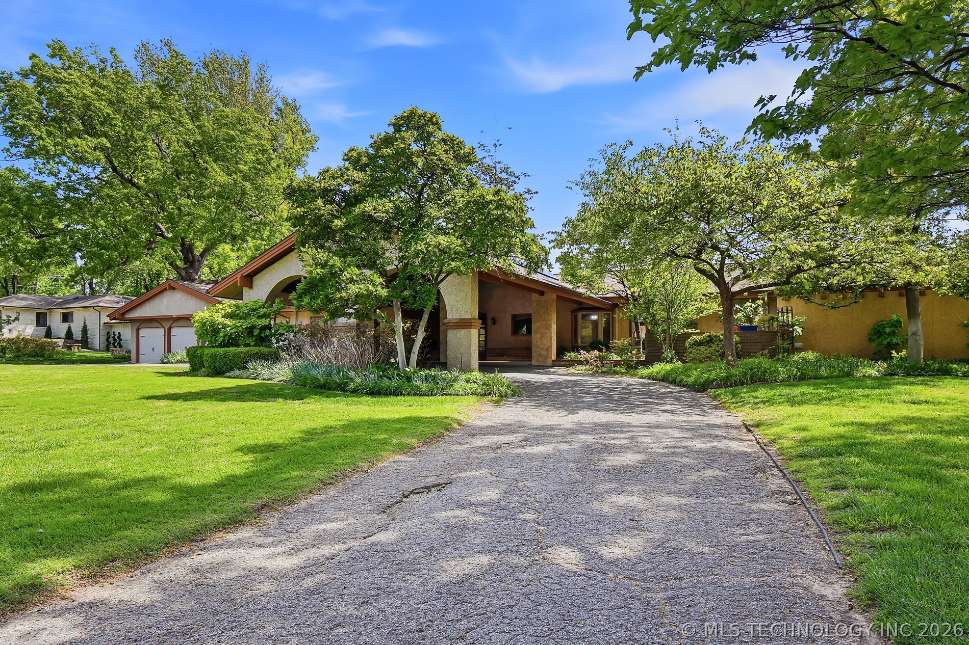 2222 E 45th Place Tulsa OK 74105