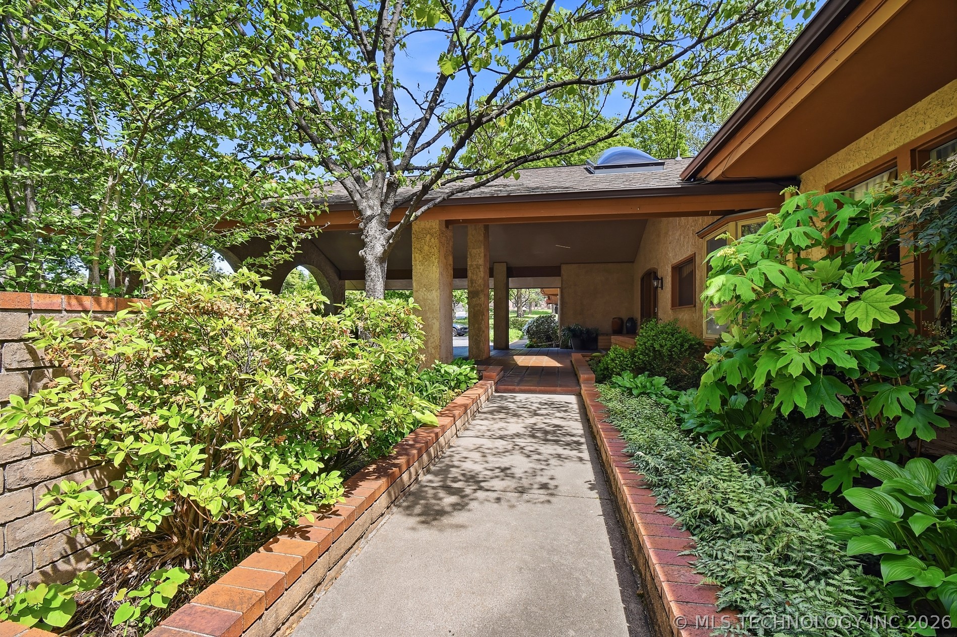 2222 E 45th Place Tulsa OK 74105