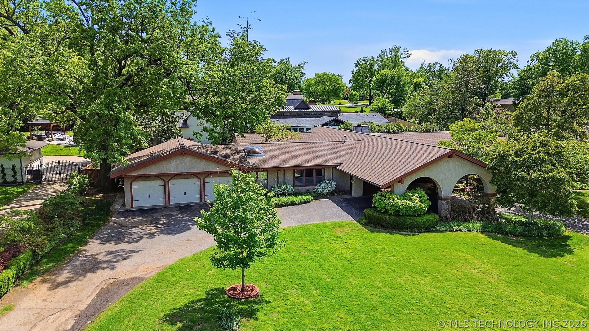 2222 E 45th Place Tulsa OK 74105
