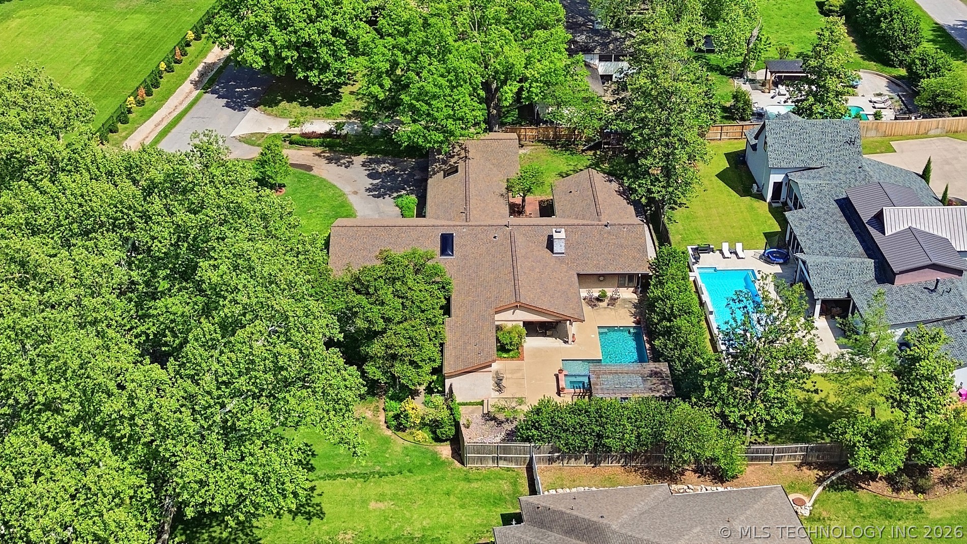 2222 E 45th Place Tulsa OK 74105