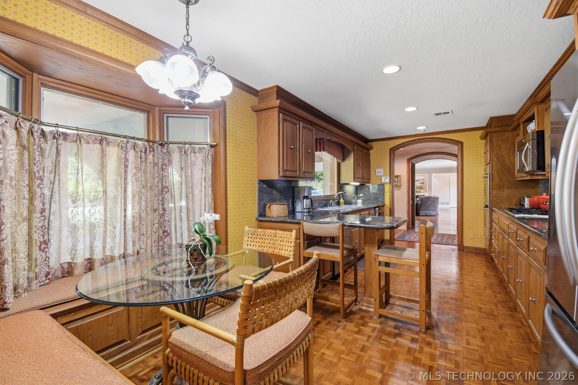 2222 E 45th Place Tulsa OK 74105