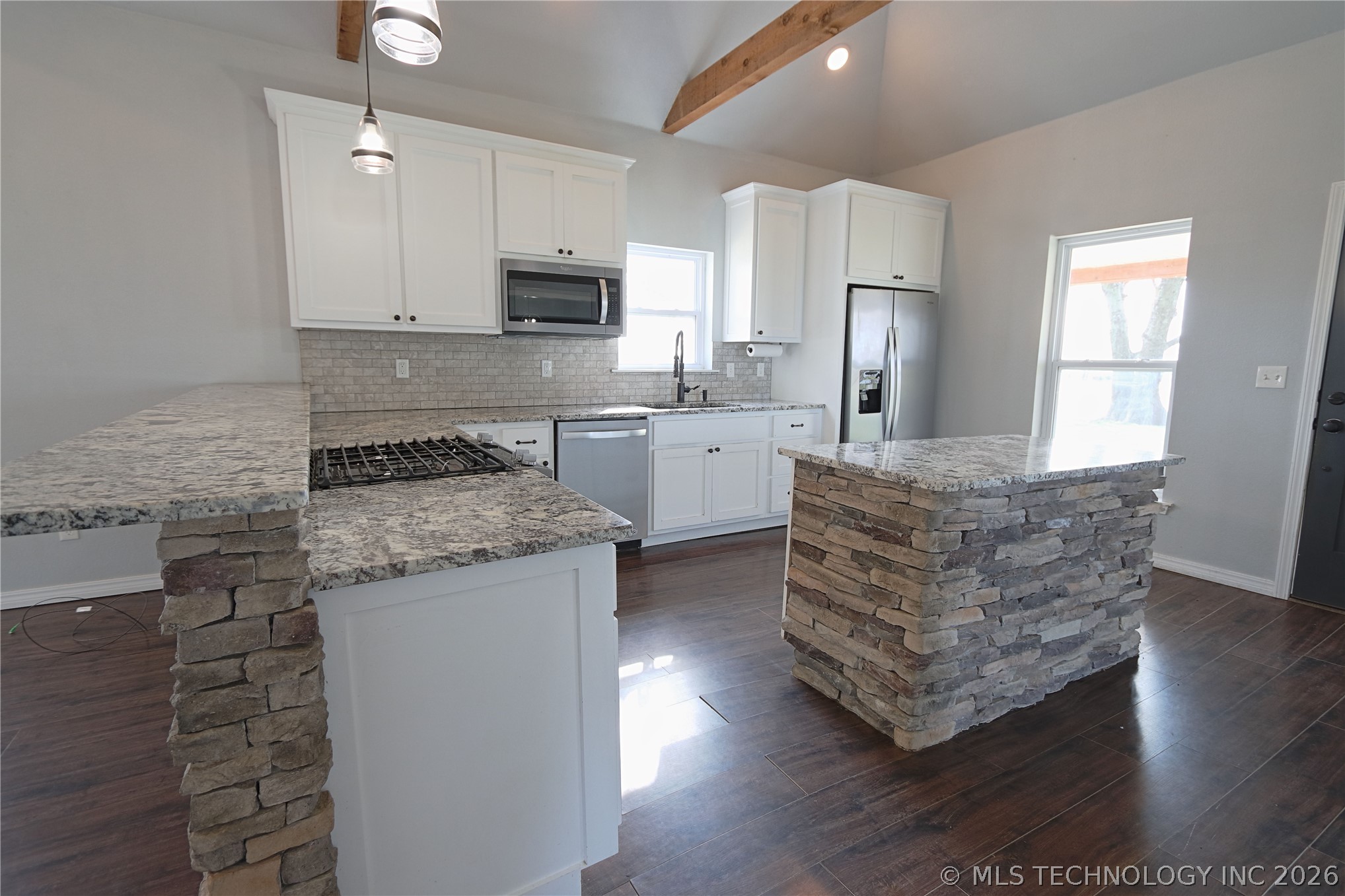 25437 E 690 Road Wagoner OK 74467
