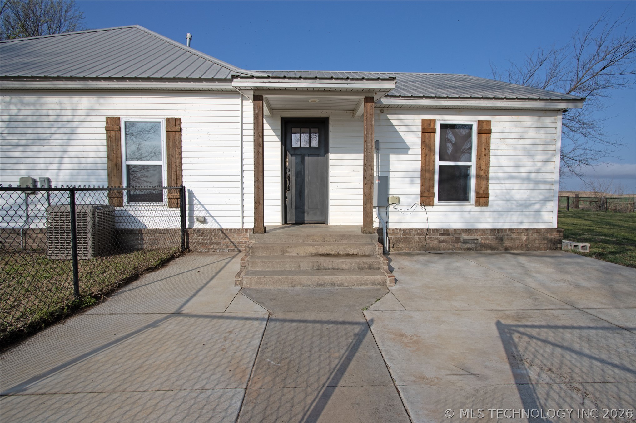25437 E 690 Road Wagoner OK 74467