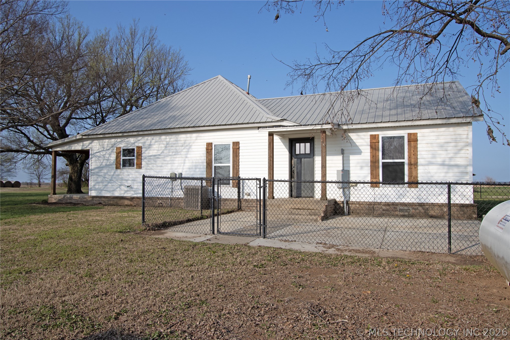 25437 E 690 Road Wagoner OK 74467