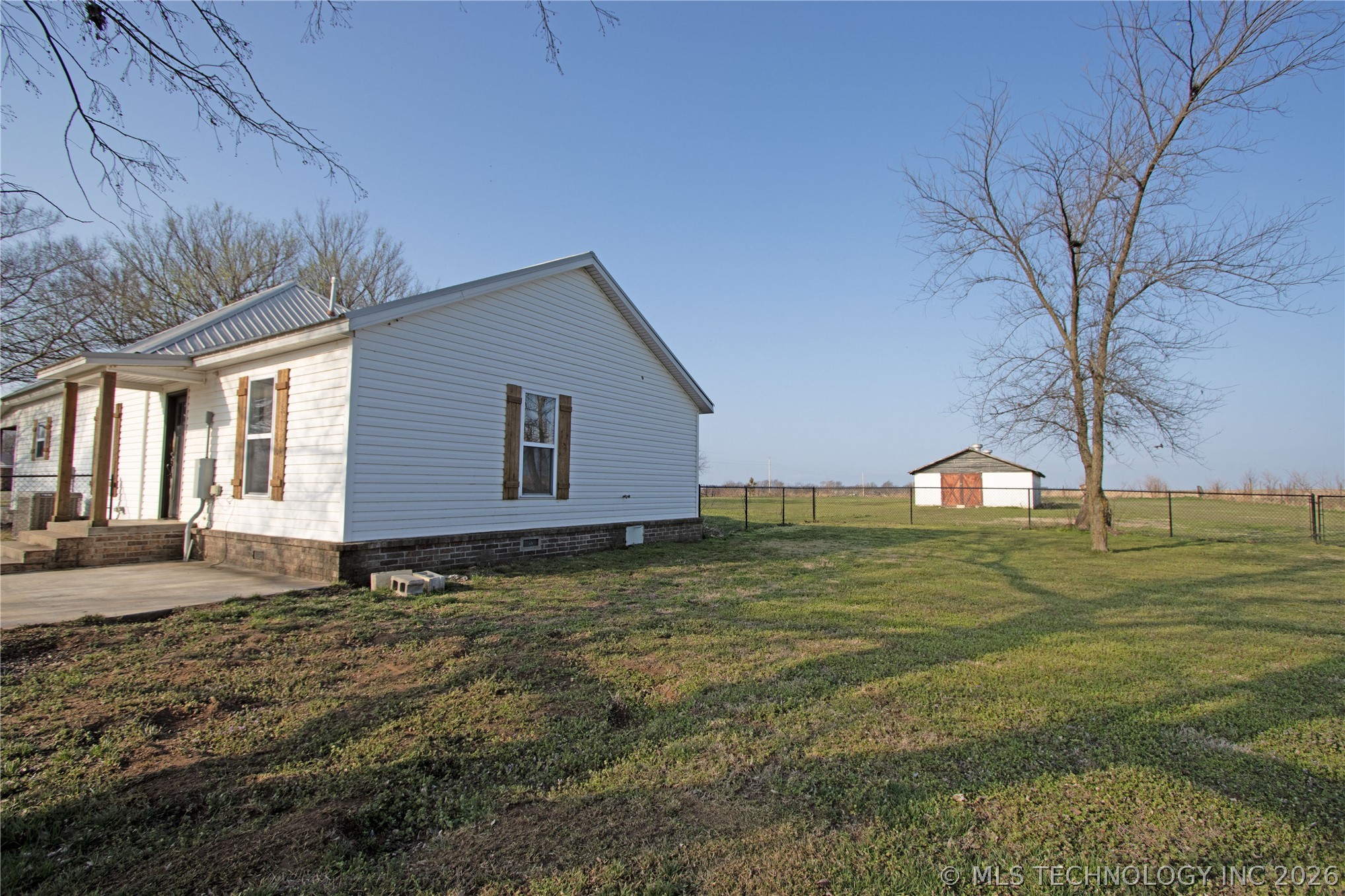 25437 E 690 Road Wagoner OK 74467