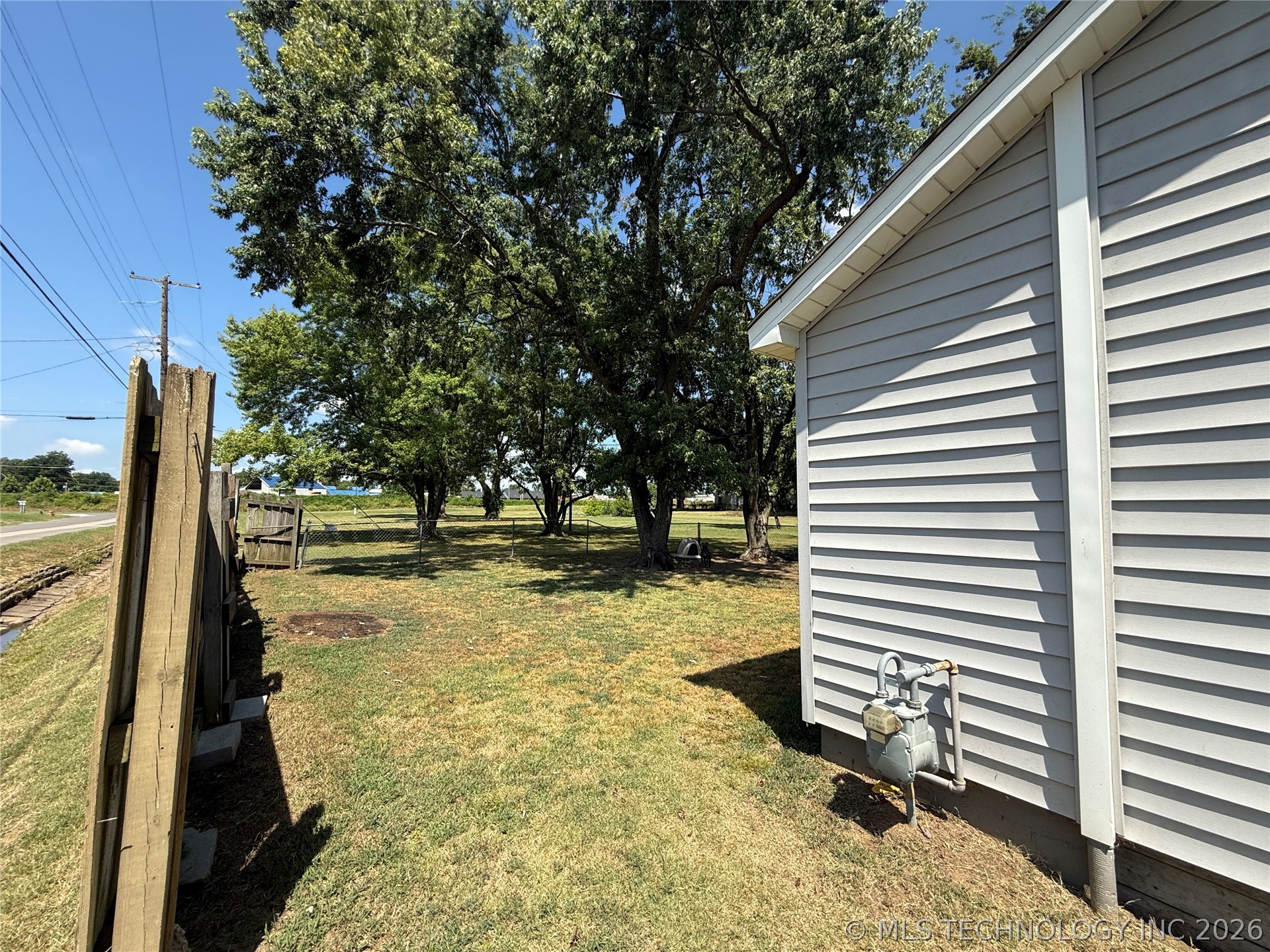 220 E Audd Avenue Checotah OK 74426
