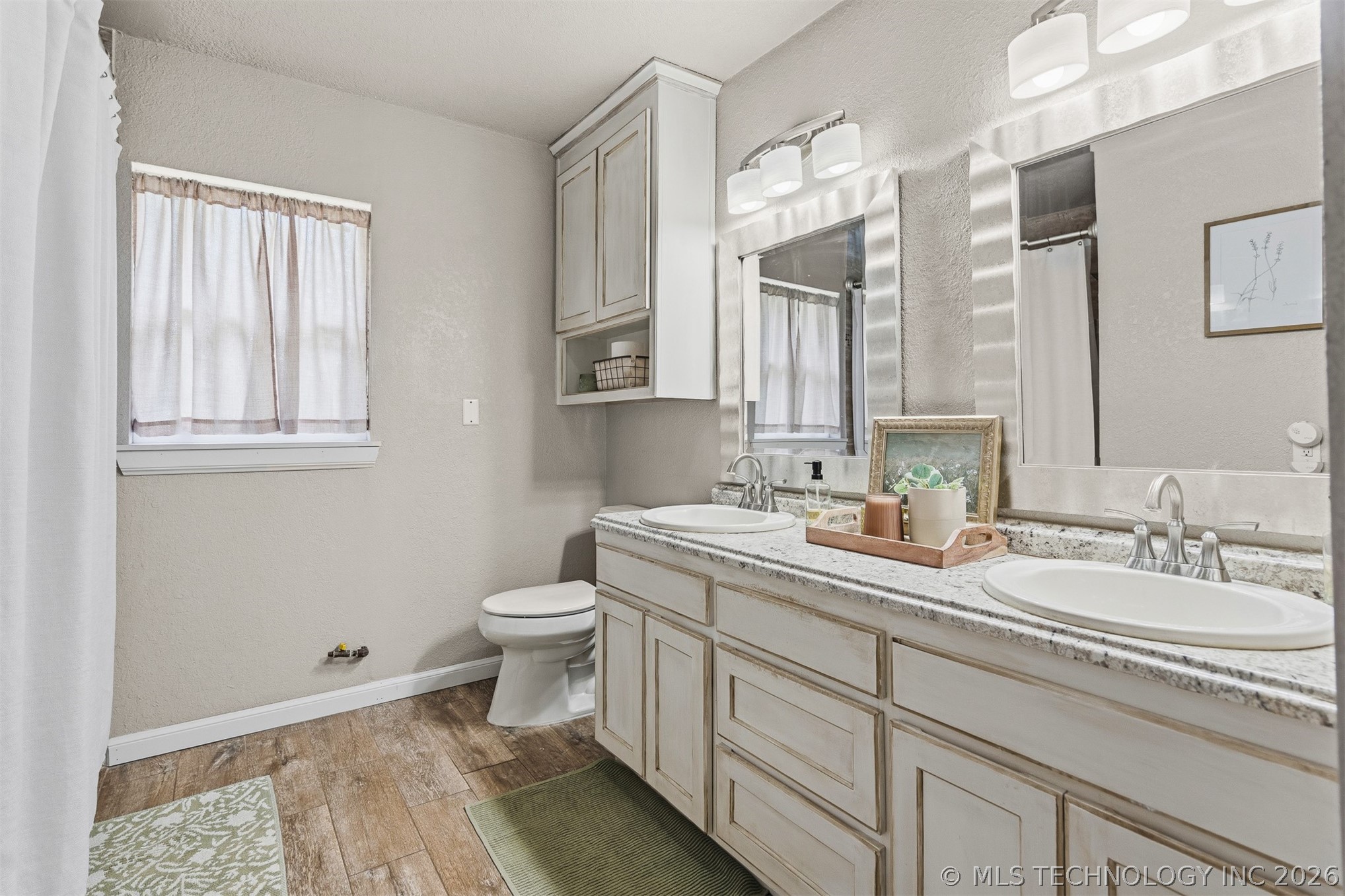 1126 W 12th Sulphur OK 73086