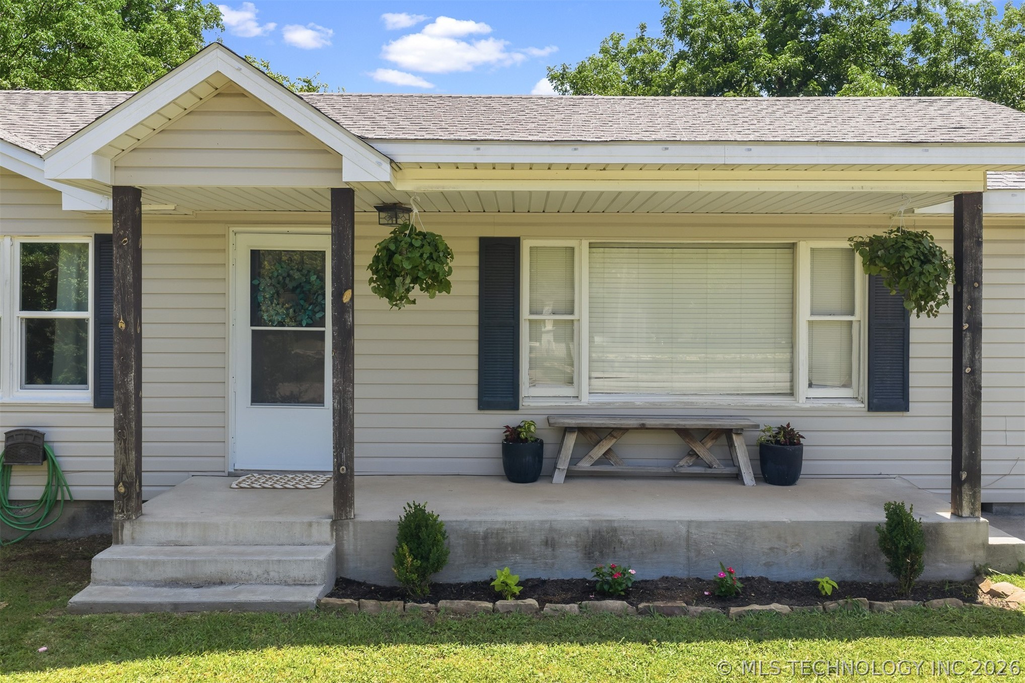 1126 W 12th Sulphur OK 73086