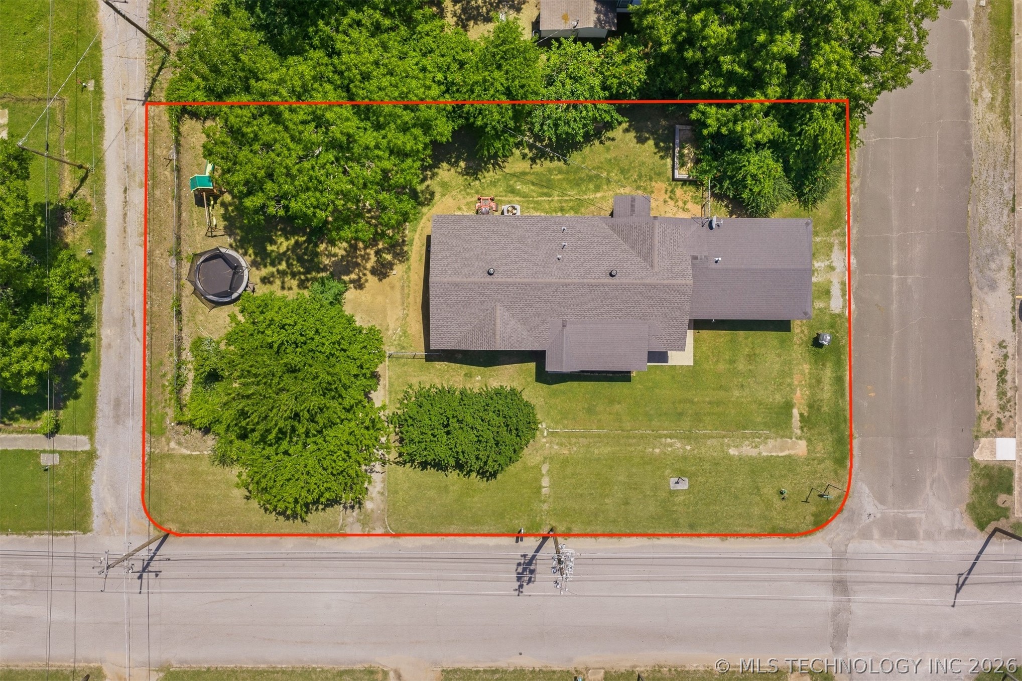 1126 W 12th Sulphur OK 73086