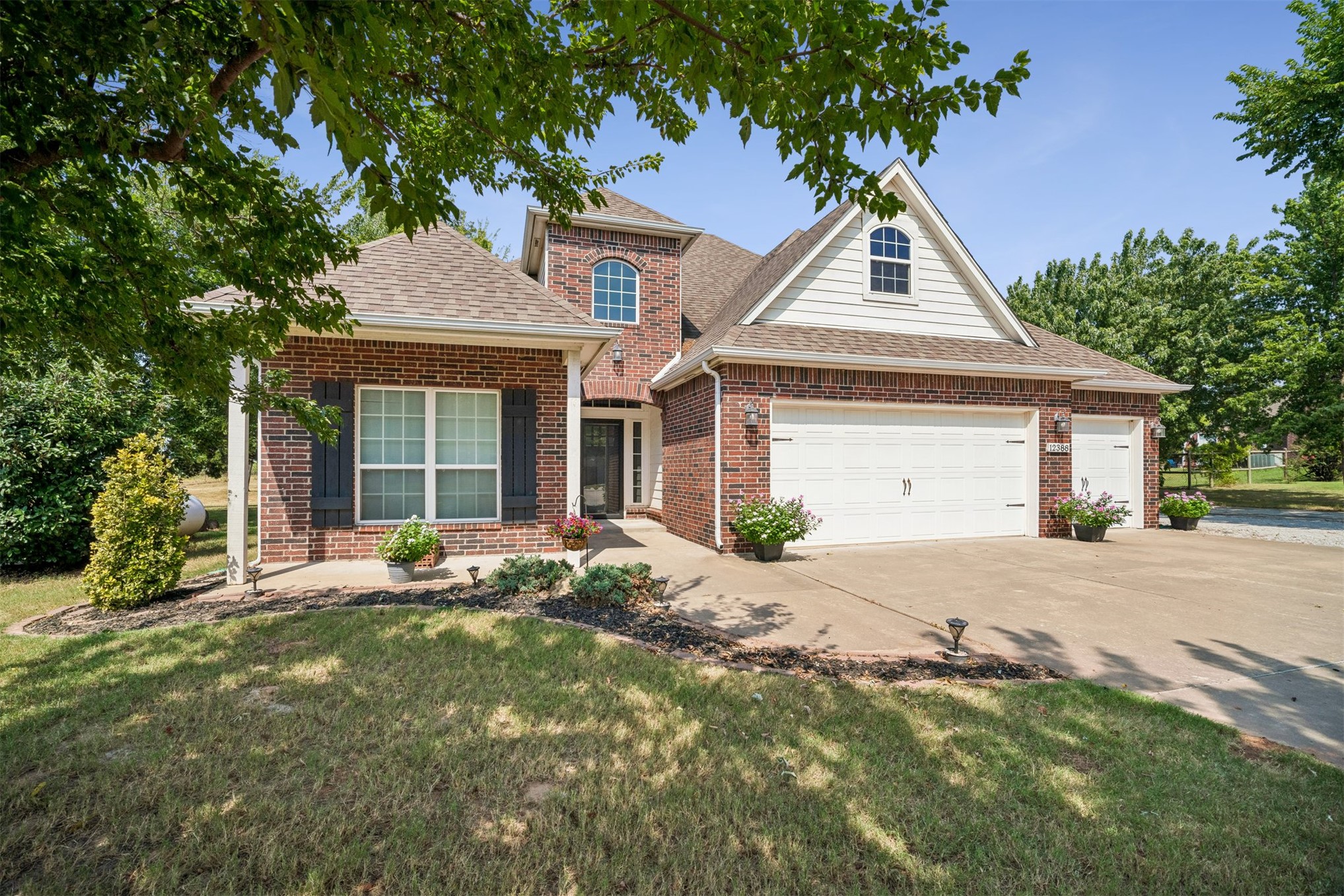 12388 S 234th East Avenue Broken Arrow OK 74014