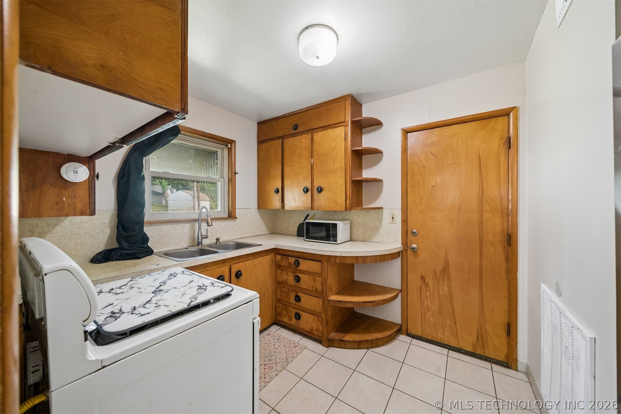 1000 N Maple Avenue Sand Springs OK 74063