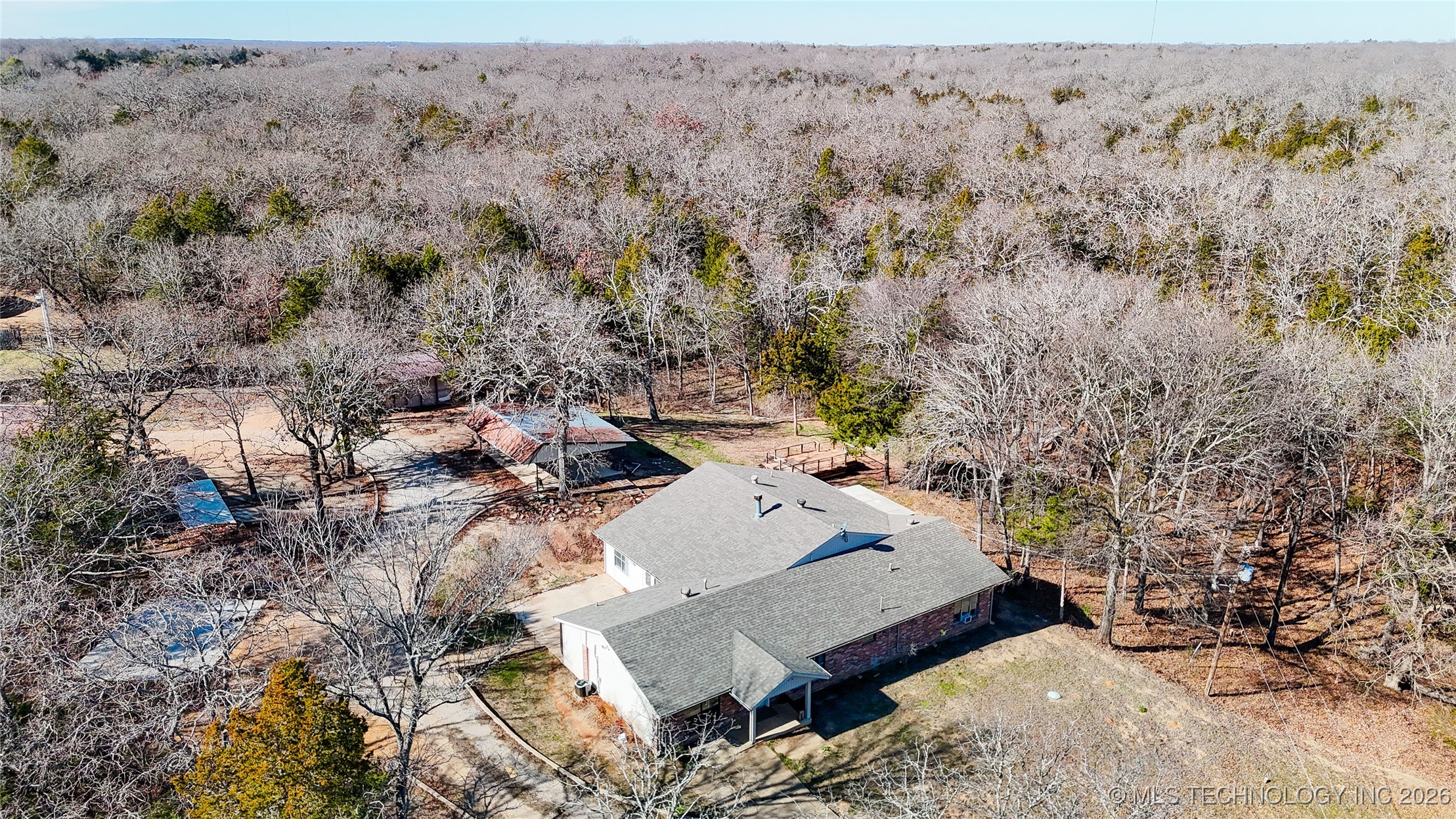 1231 W Easy Street Tishomingo OK 73460