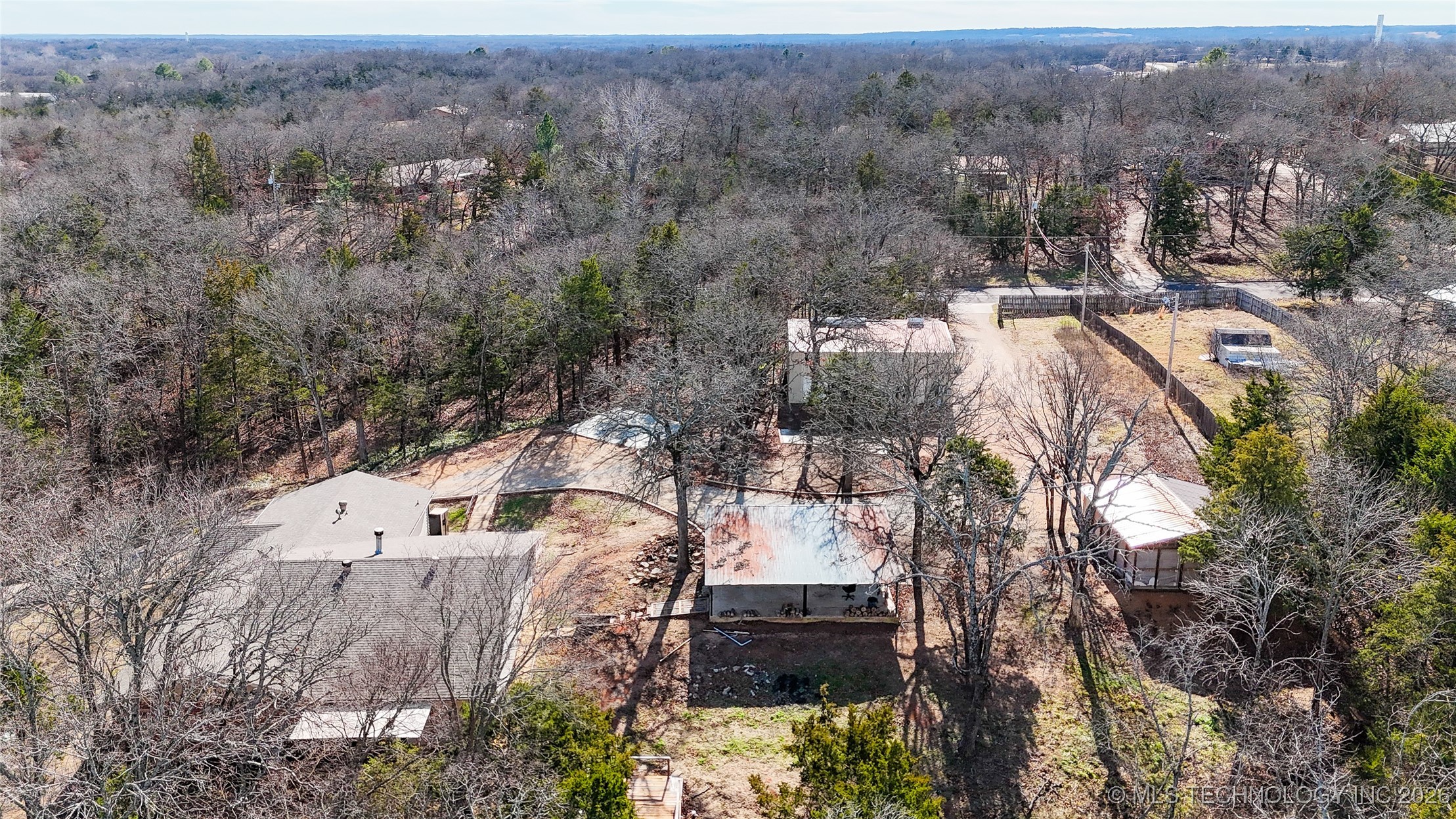 1231 W Easy Street Tishomingo OK 73460