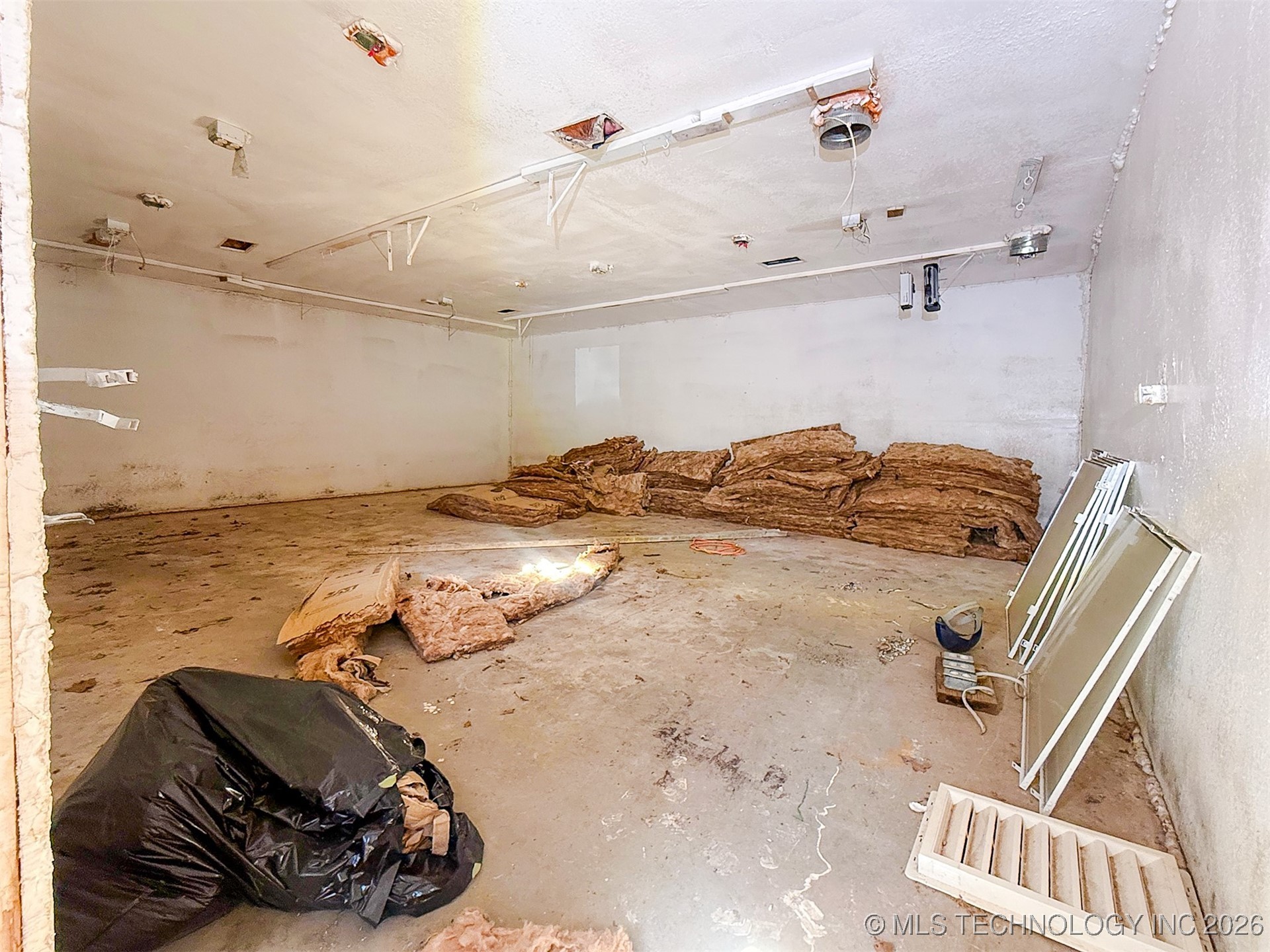 1231 W Easy Street Tishomingo OK 73460