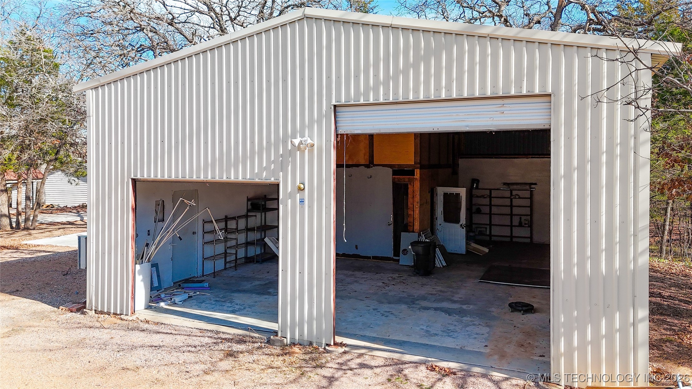 1231 W Easy Street Tishomingo OK 73460