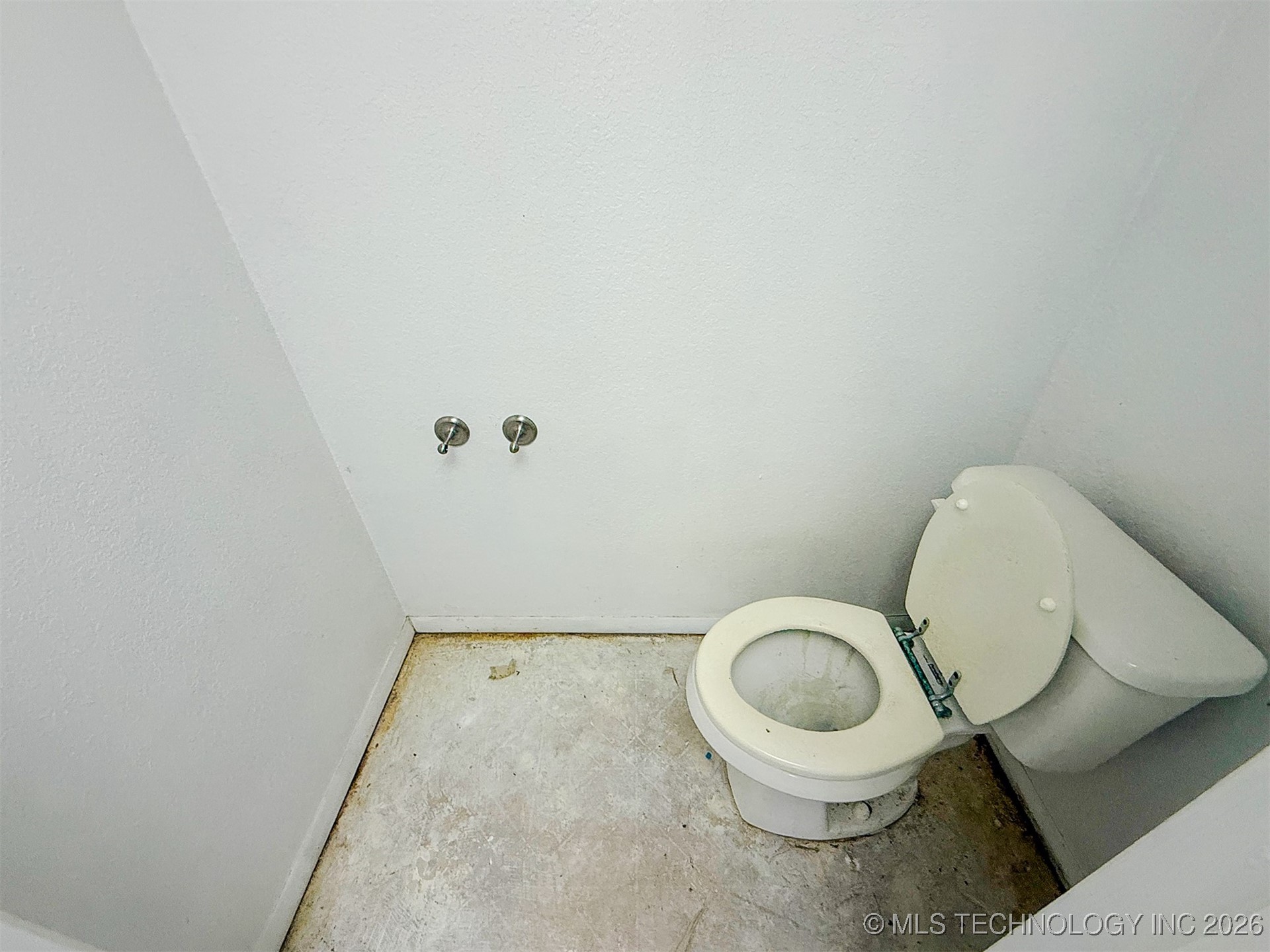 1231 W Easy Street Tishomingo OK 73460