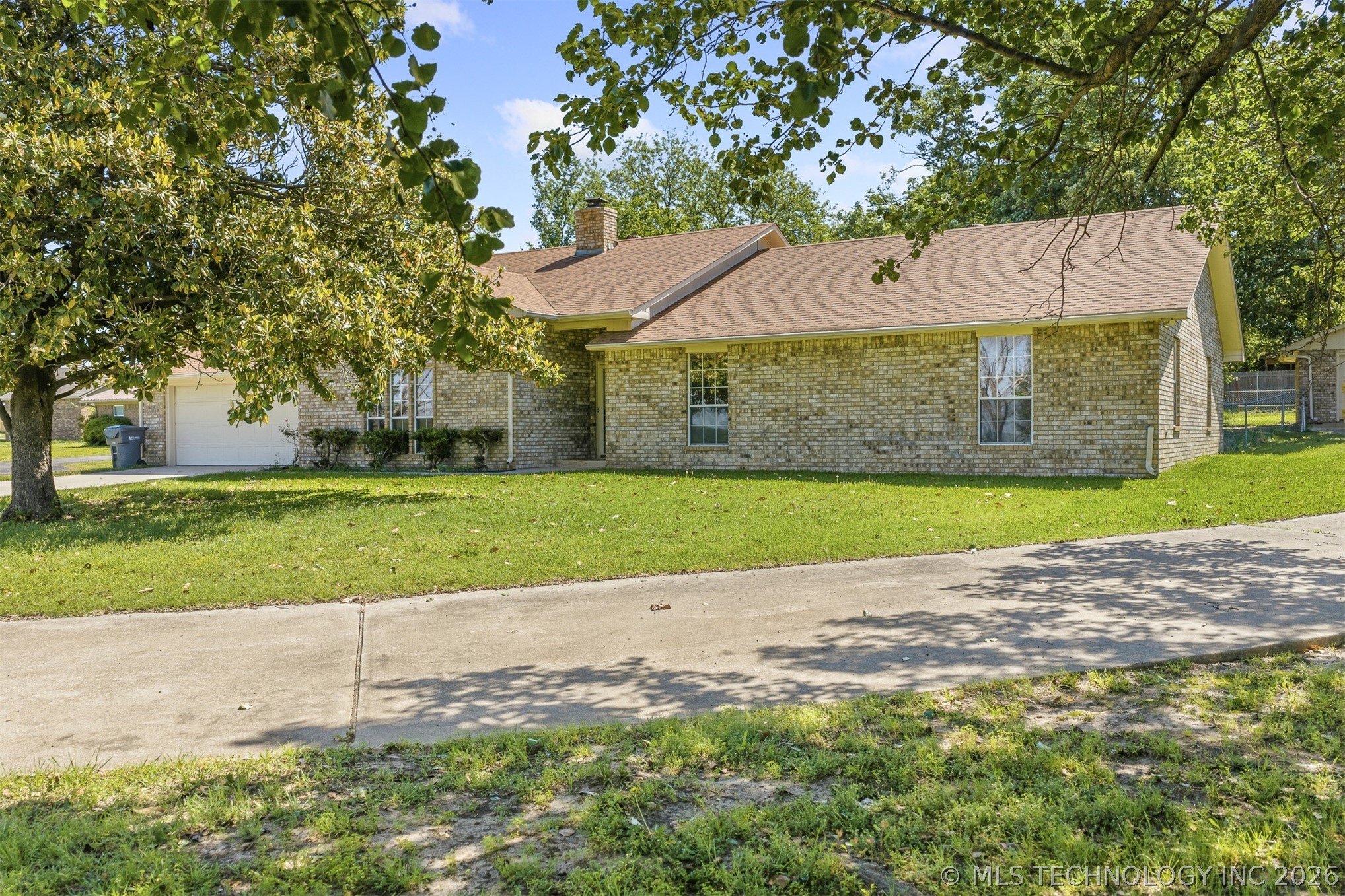 1922 S Plainview Ardmore OK 73401