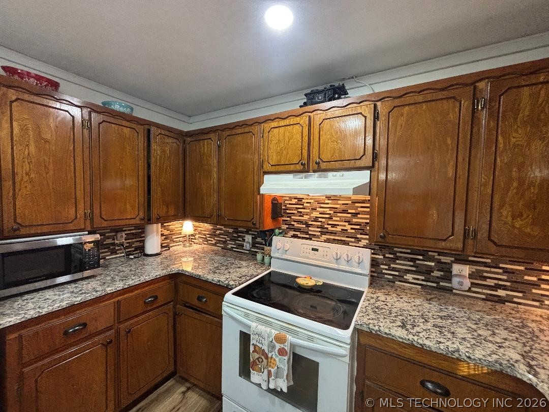 411064 E 1180 Road Eufaula OK 74432