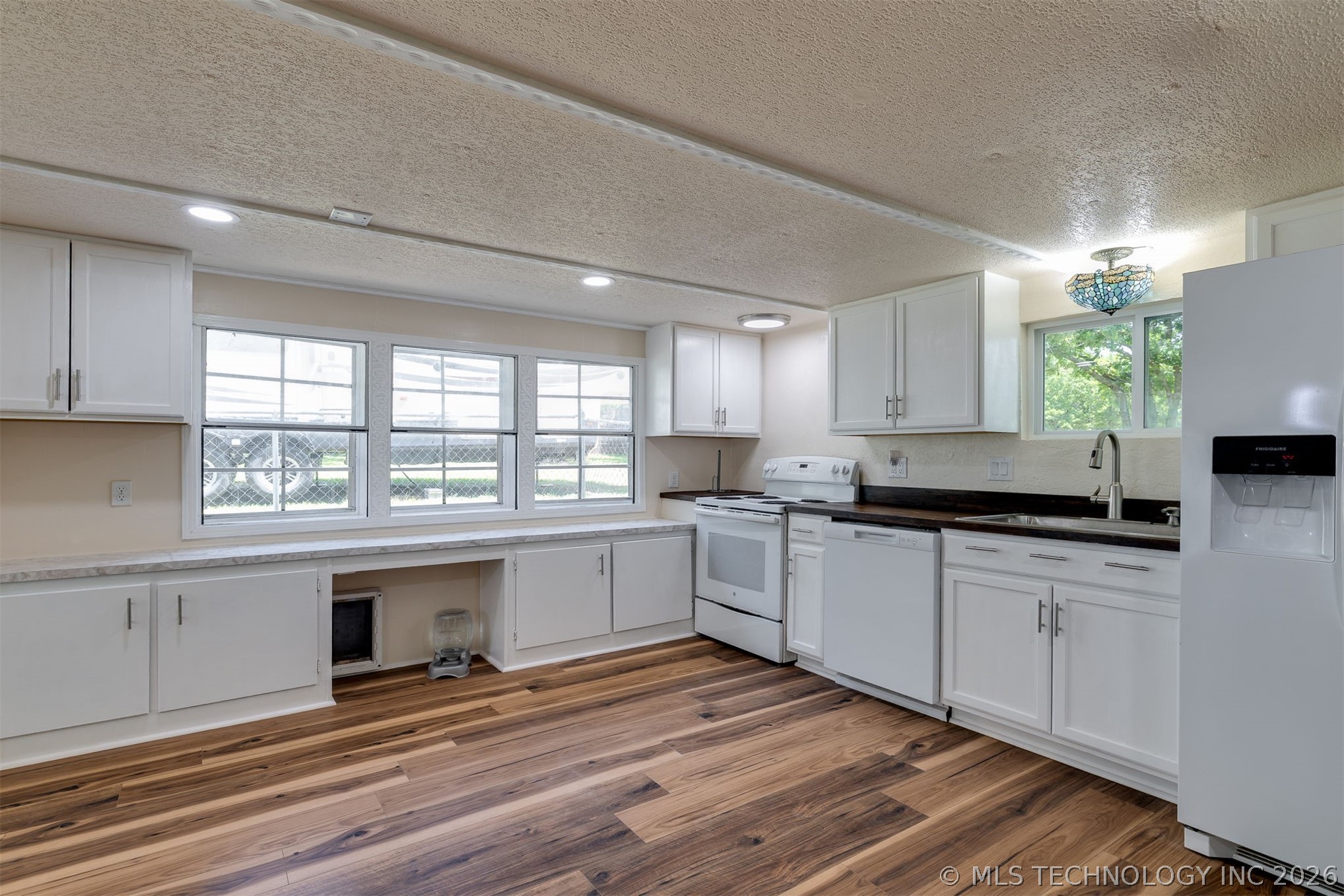 9209 Sleepy Hollow Drive Tecumseh OK 74857