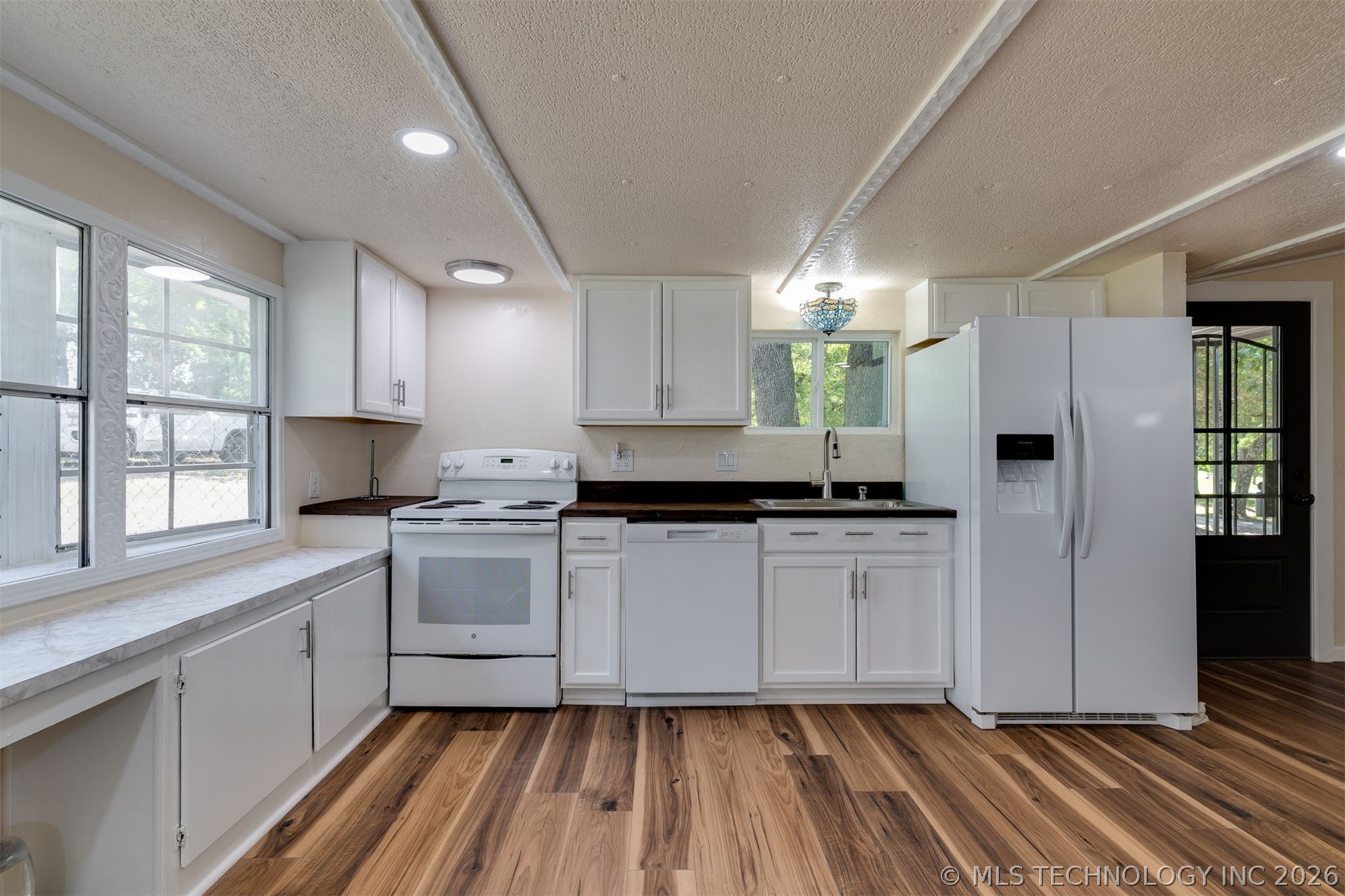 9209 Sleepy Hollow Drive Tecumseh OK 74857