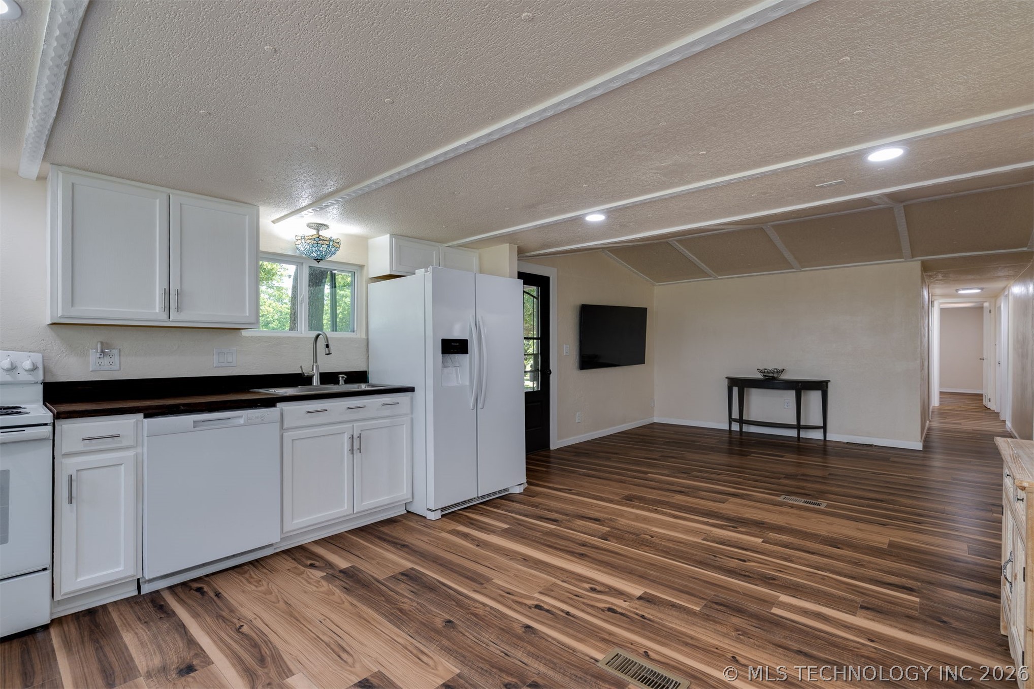 9209 Sleepy Hollow Drive Tecumseh OK 74857