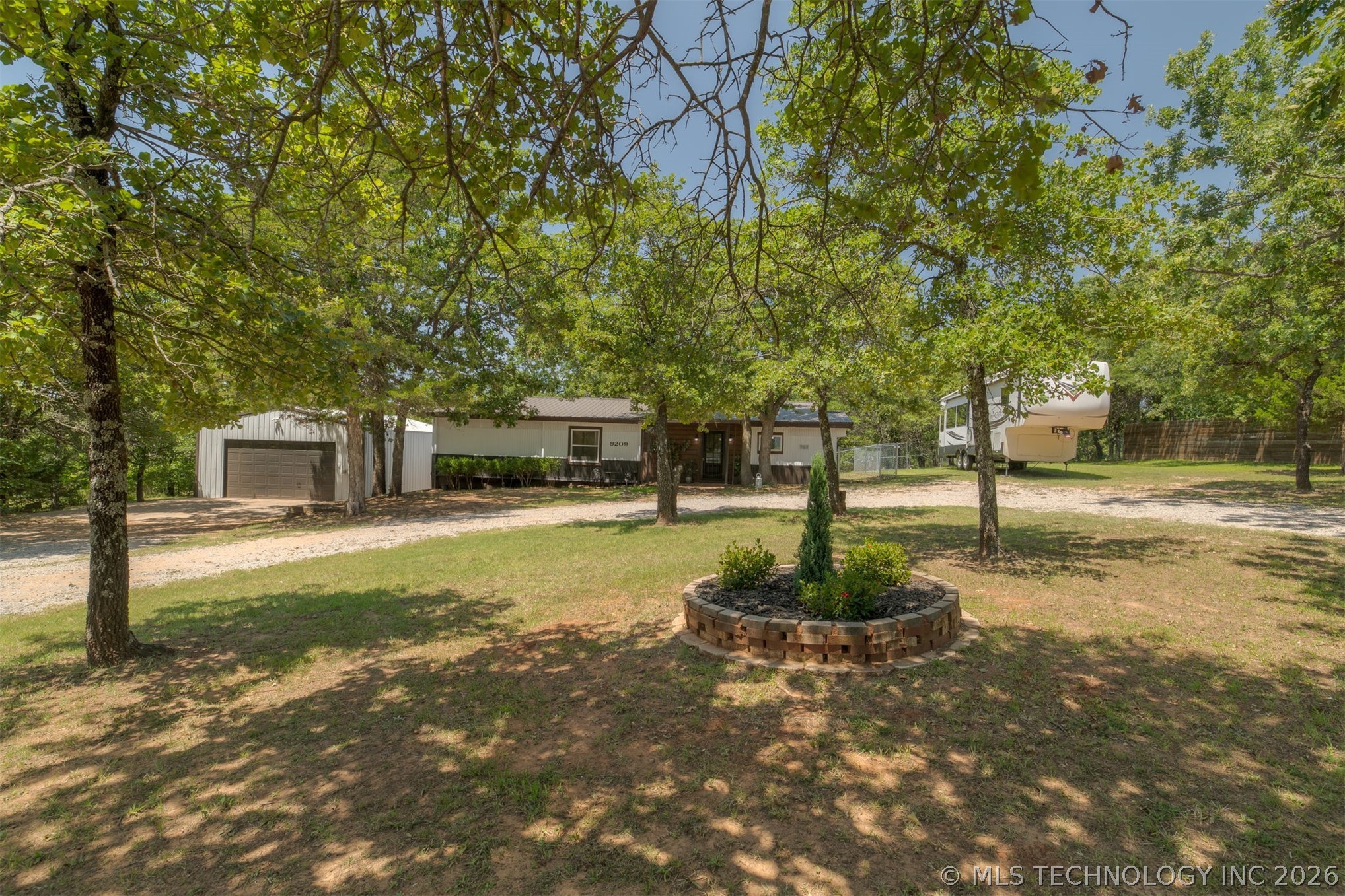 9209 Sleepy Hollow Drive Tecumseh OK 74857