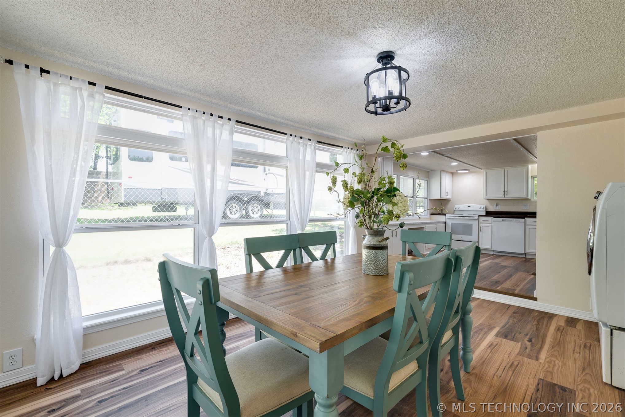9209 Sleepy Hollow Drive Tecumseh OK 74857