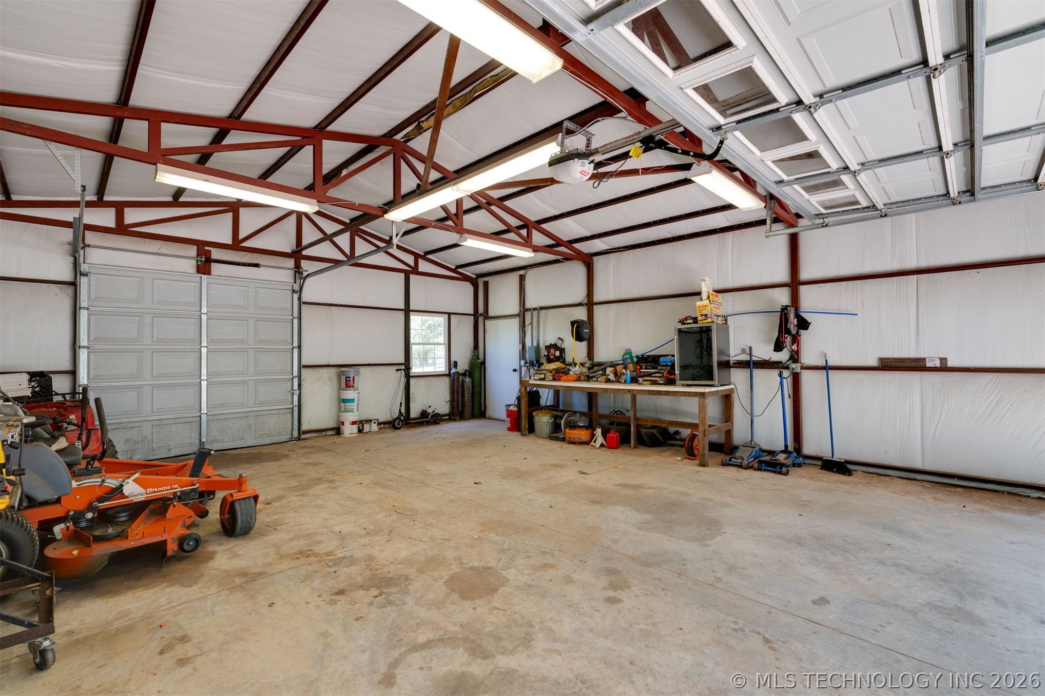 9209 Sleepy Hollow Drive Tecumseh OK 74857