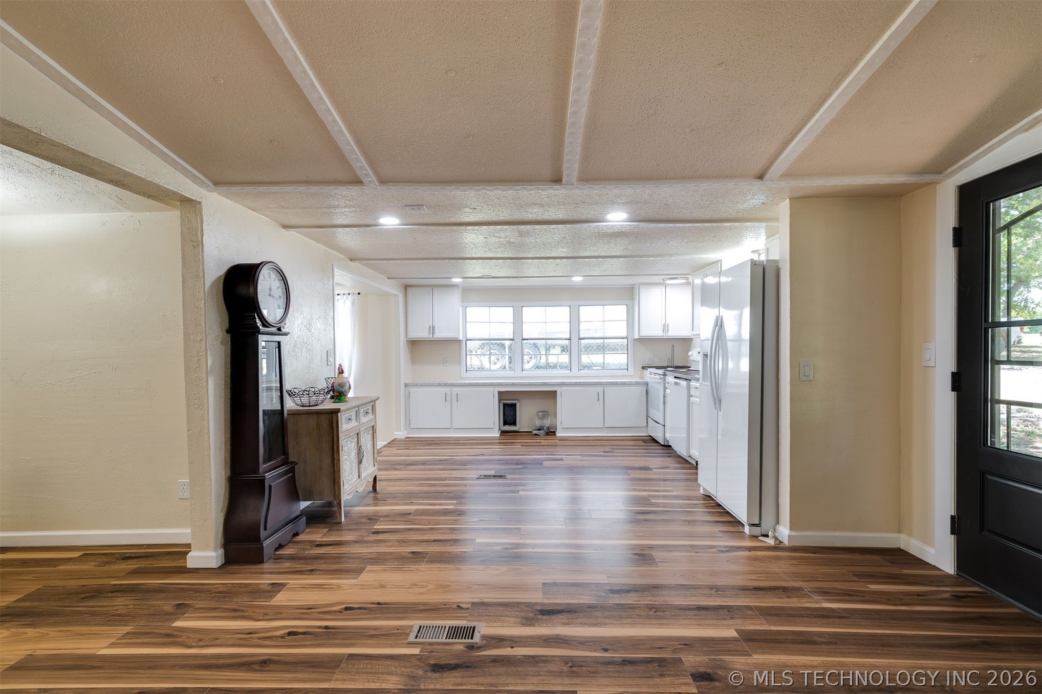 9209 Sleepy Hollow Drive Tecumseh OK 74857