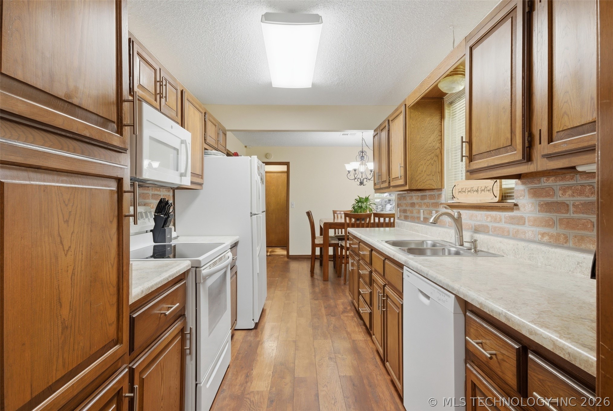 635 S Pecan Street Oologah OK 74053