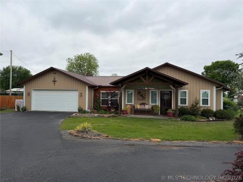 807 S Ross Avenue Fort Gibson OK 74434
