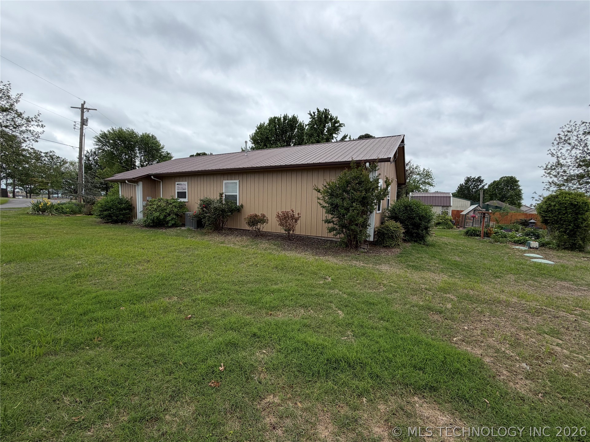 807 S Ross Avenue Fort Gibson OK 74434