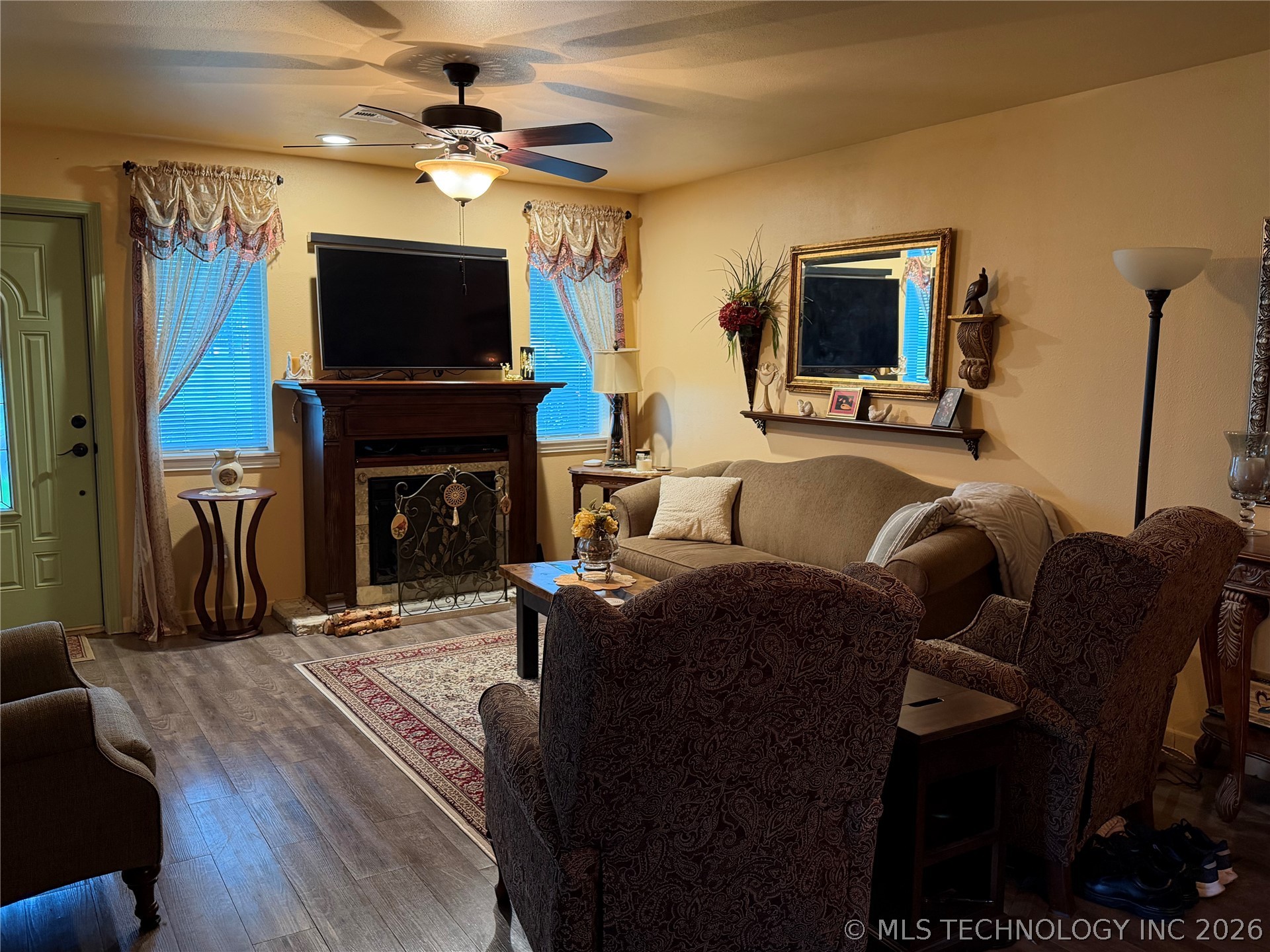 807 S Ross Avenue Fort Gibson OK 74434