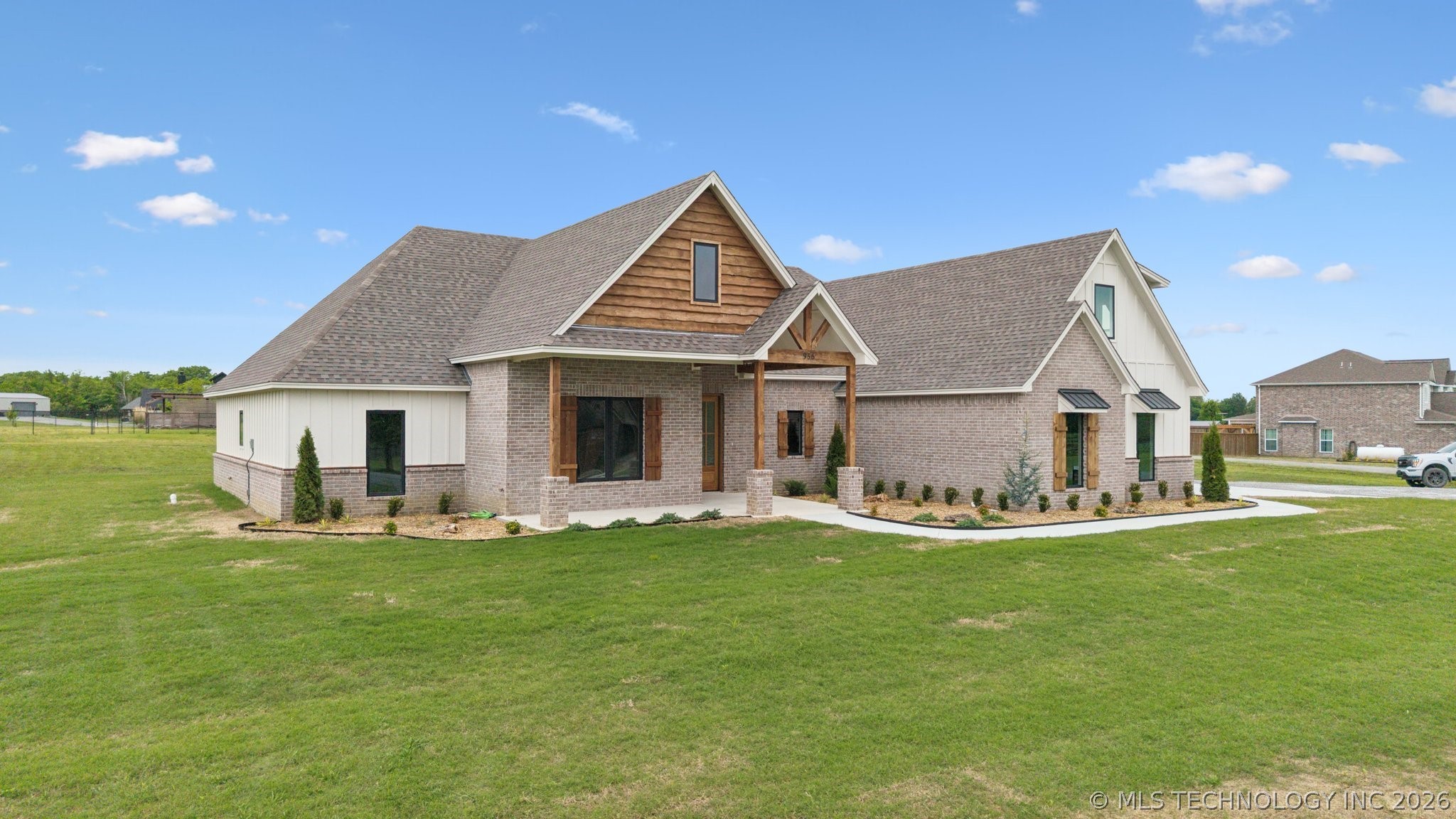 956 Blue Bird Lane Pryor OK 74361