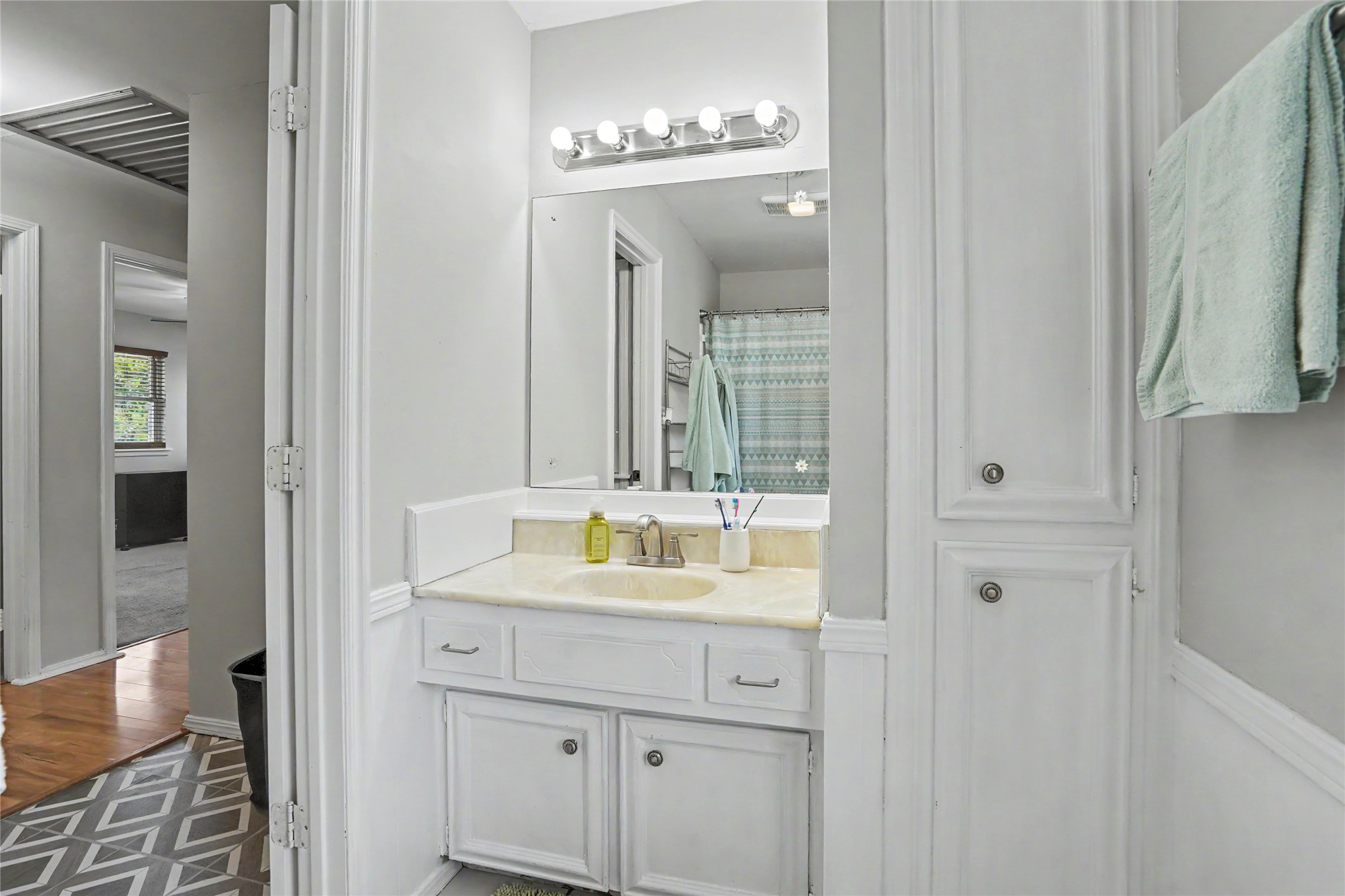 2255 S 83rd Eastavenue Tulsa OK 74129