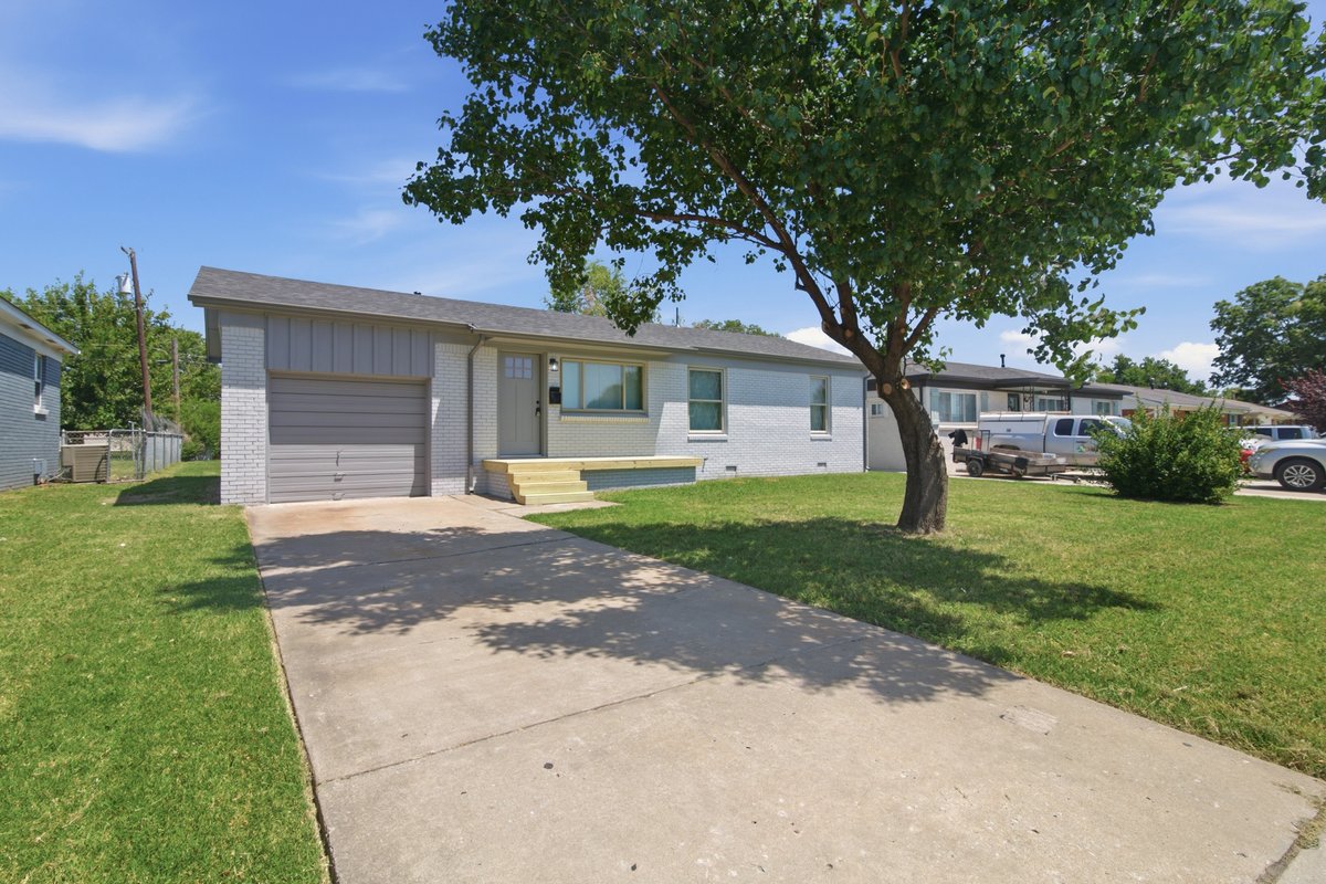 9163 E Latimer Street Tulsa OK 74115