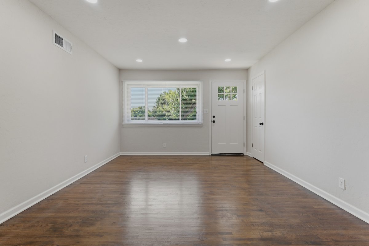 9163 E Latimer Street Tulsa OK 74115