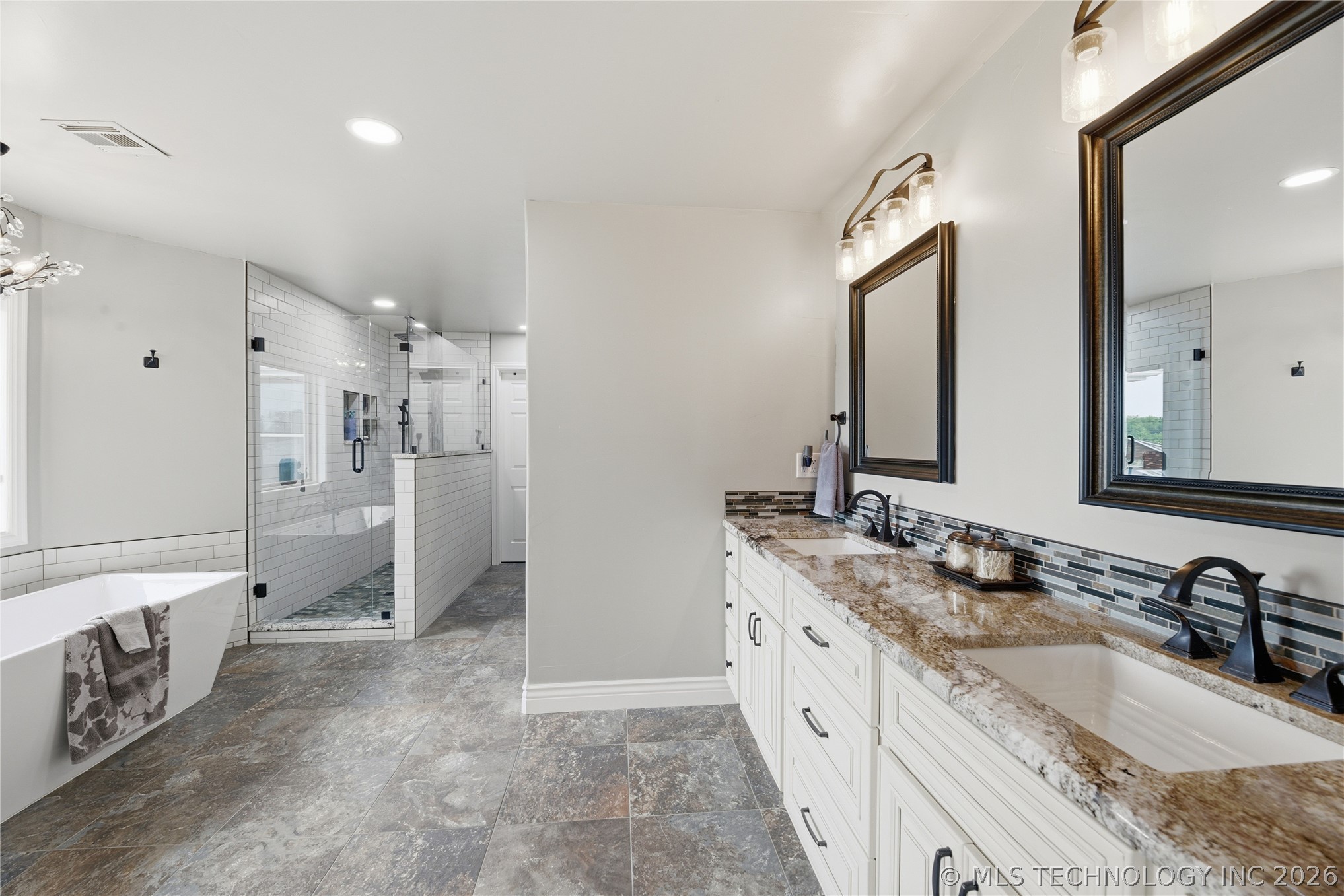 5868 W 493 Pryor OK 74361