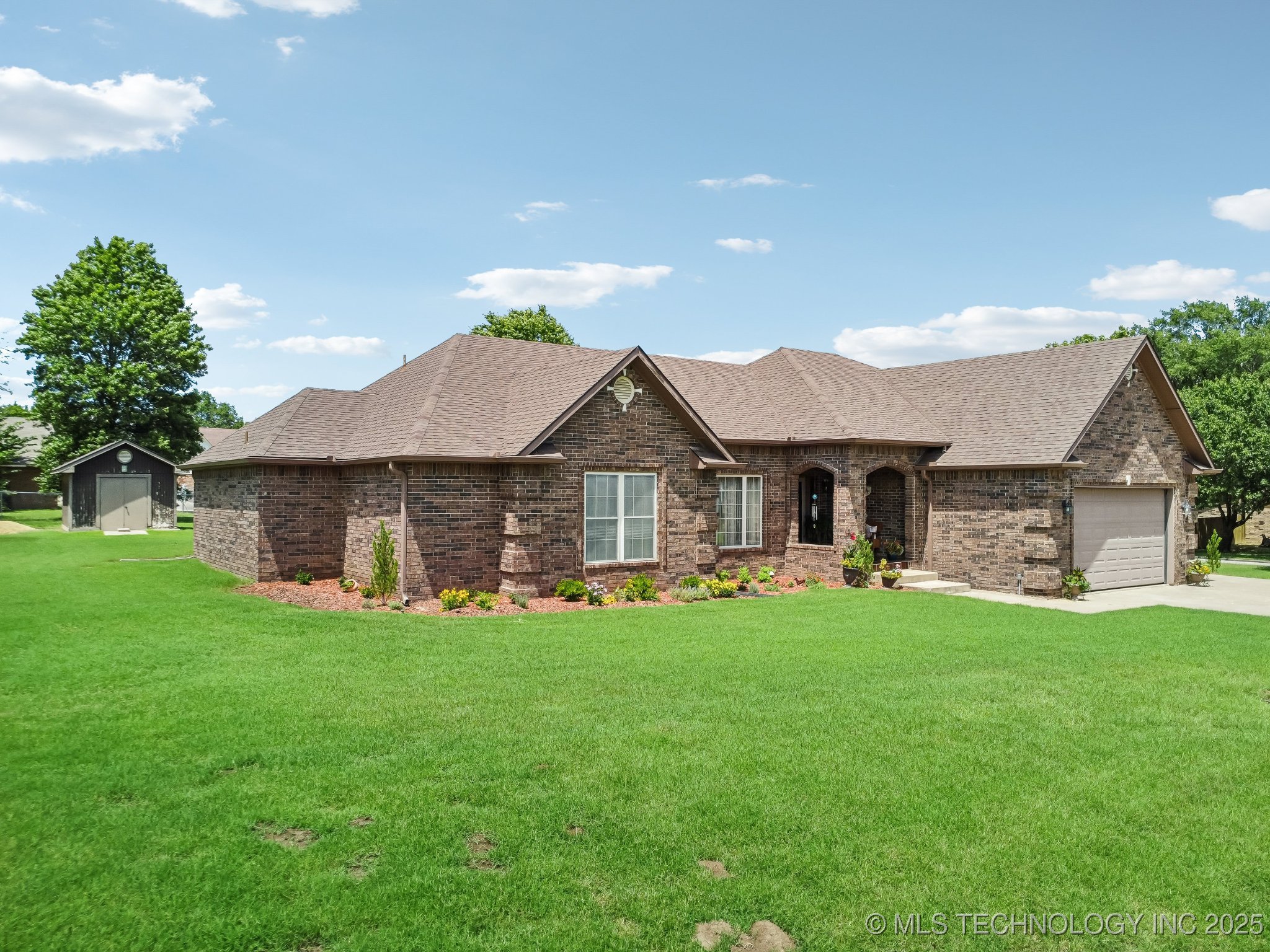 2207 Fieldstone Court Okmulgee OK 74447