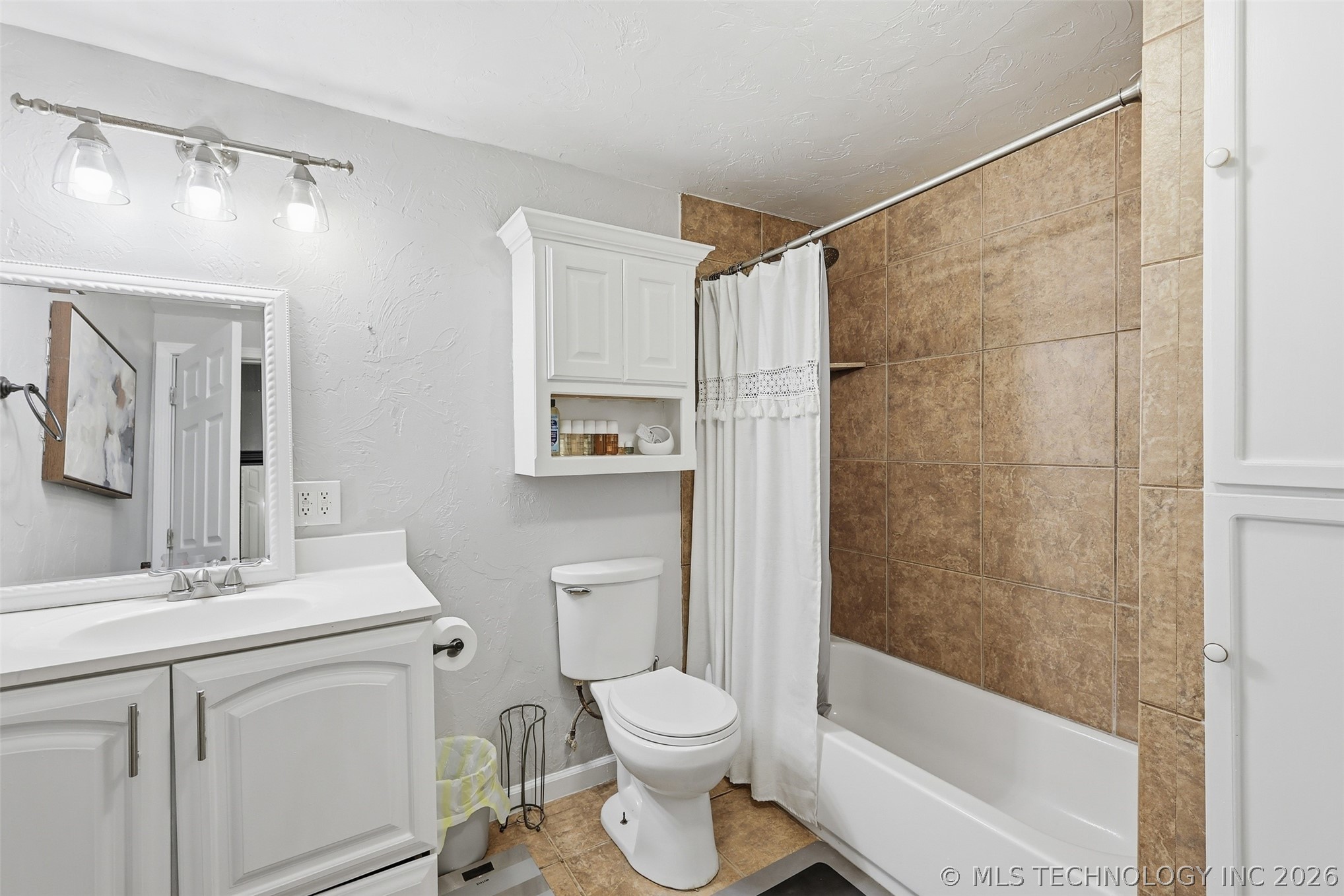 1127 S Cherry Street Ada OK 74820