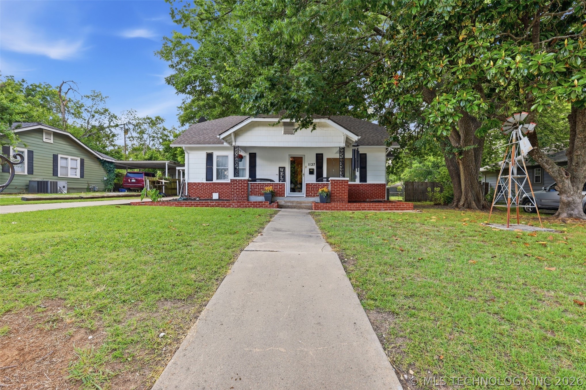 1127 S Cherry Street Ada OK 74820