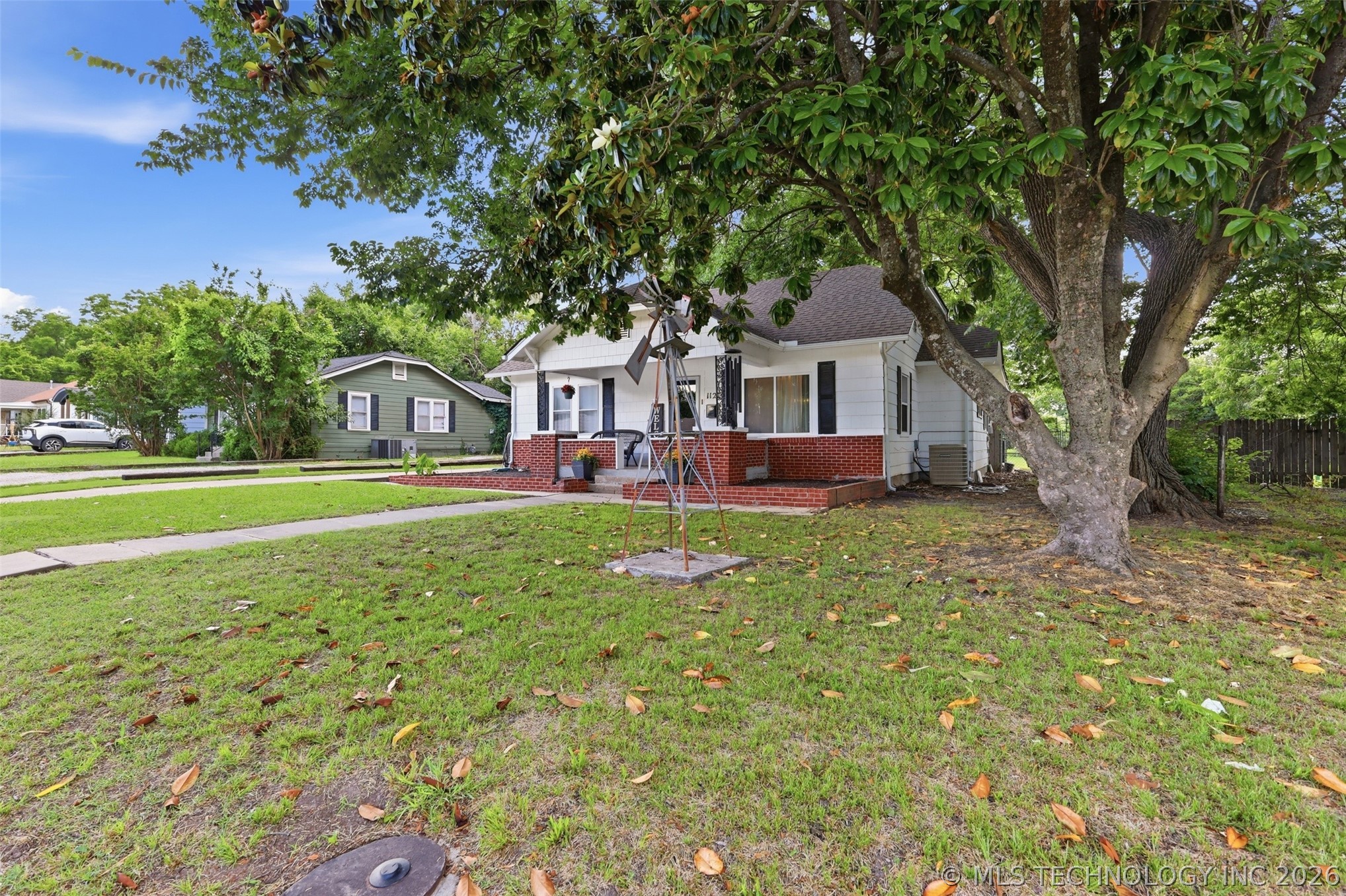 1127 S Cherry Street Ada OK 74820
